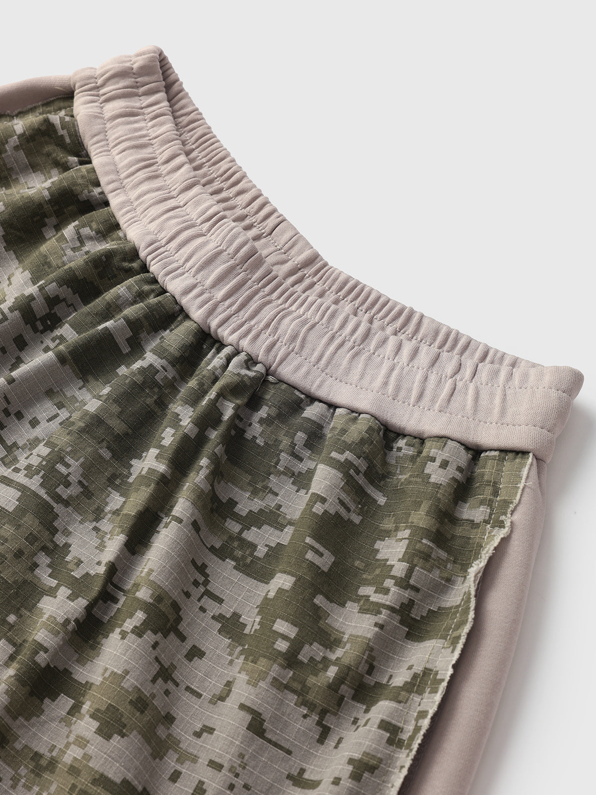Camo Star Pants – Beige Contrast