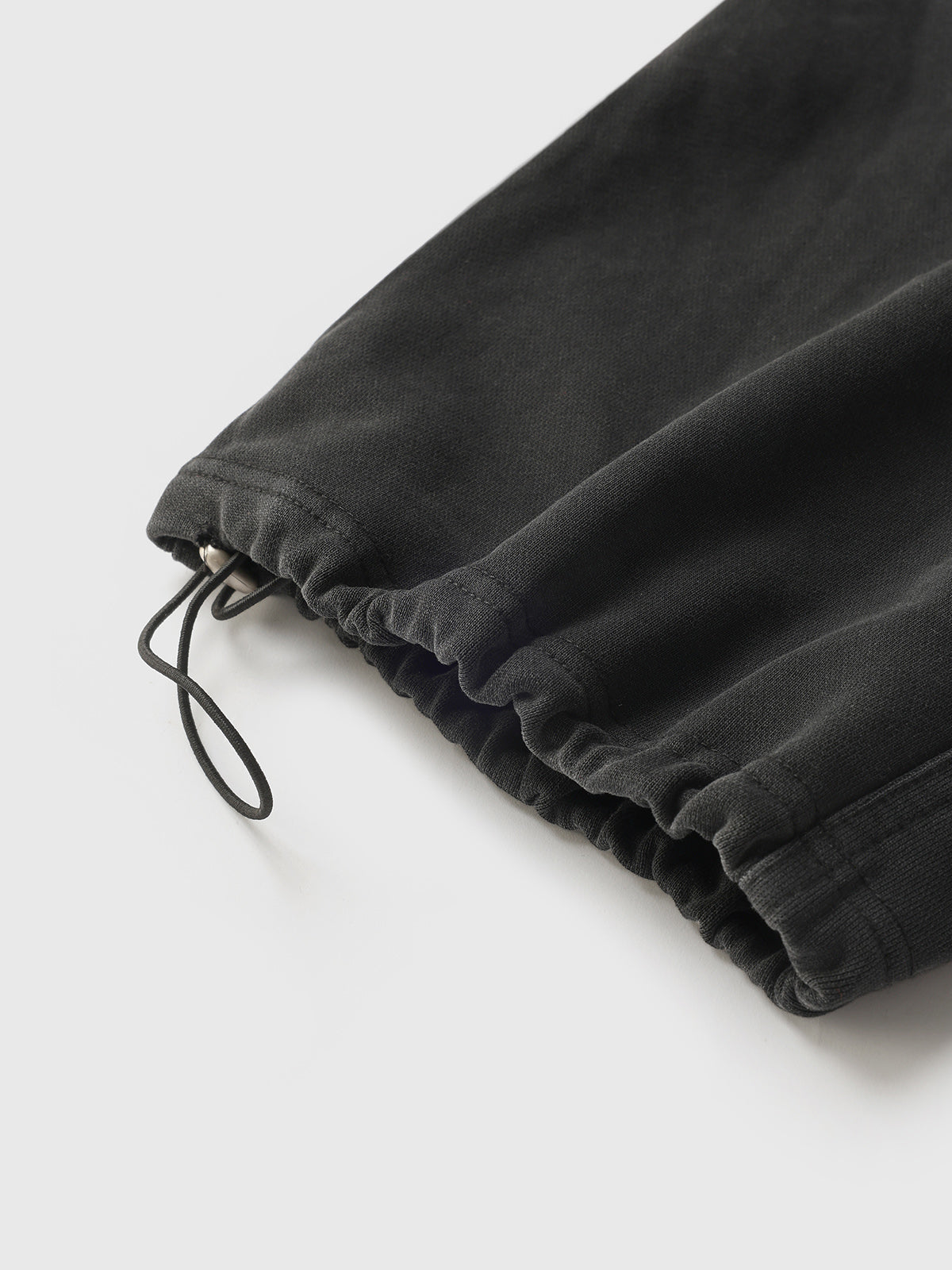 Crest Patch Wide-Leg Pants – Light Black