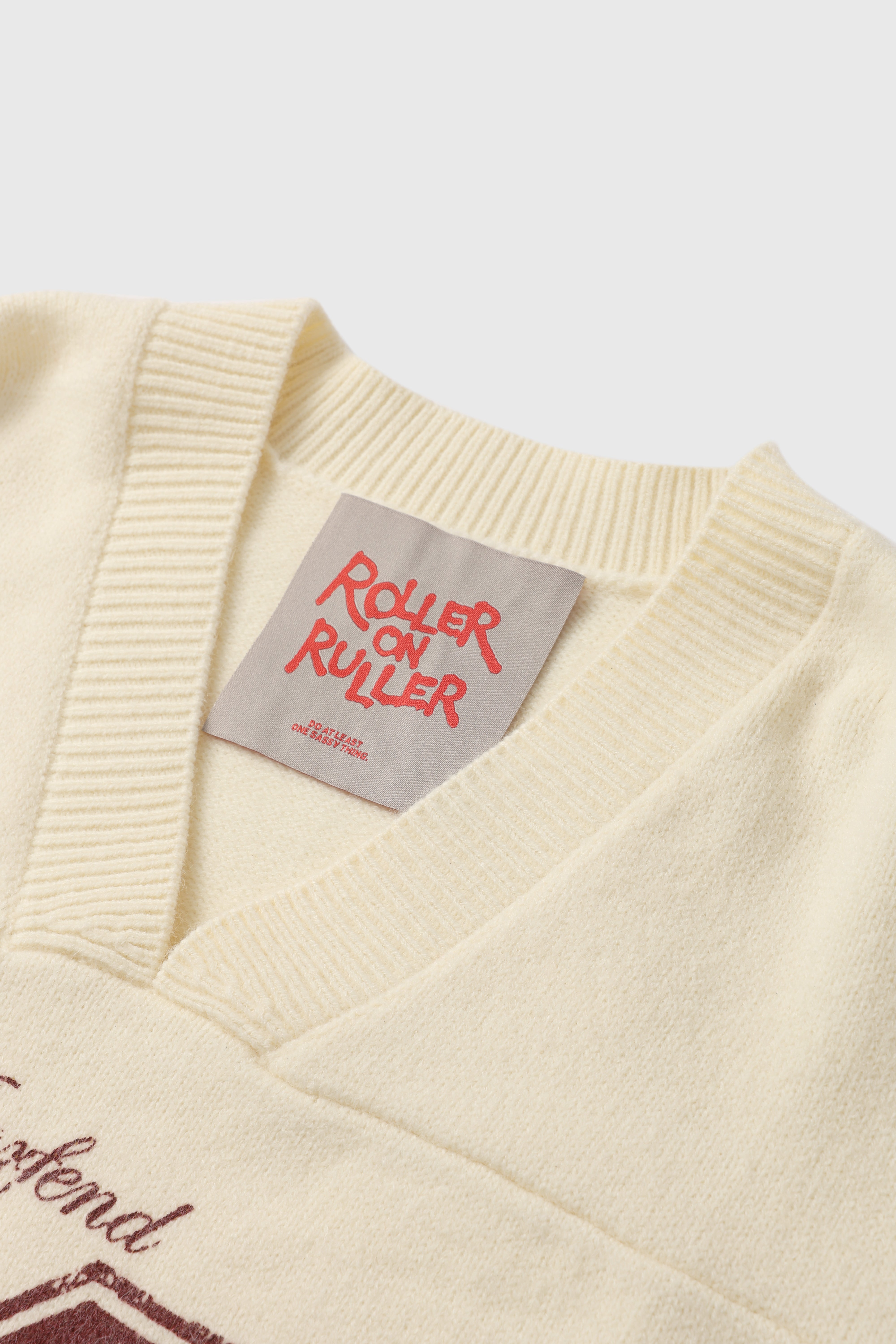 Collegiate V-Neck Sweater – Cream Burgundy