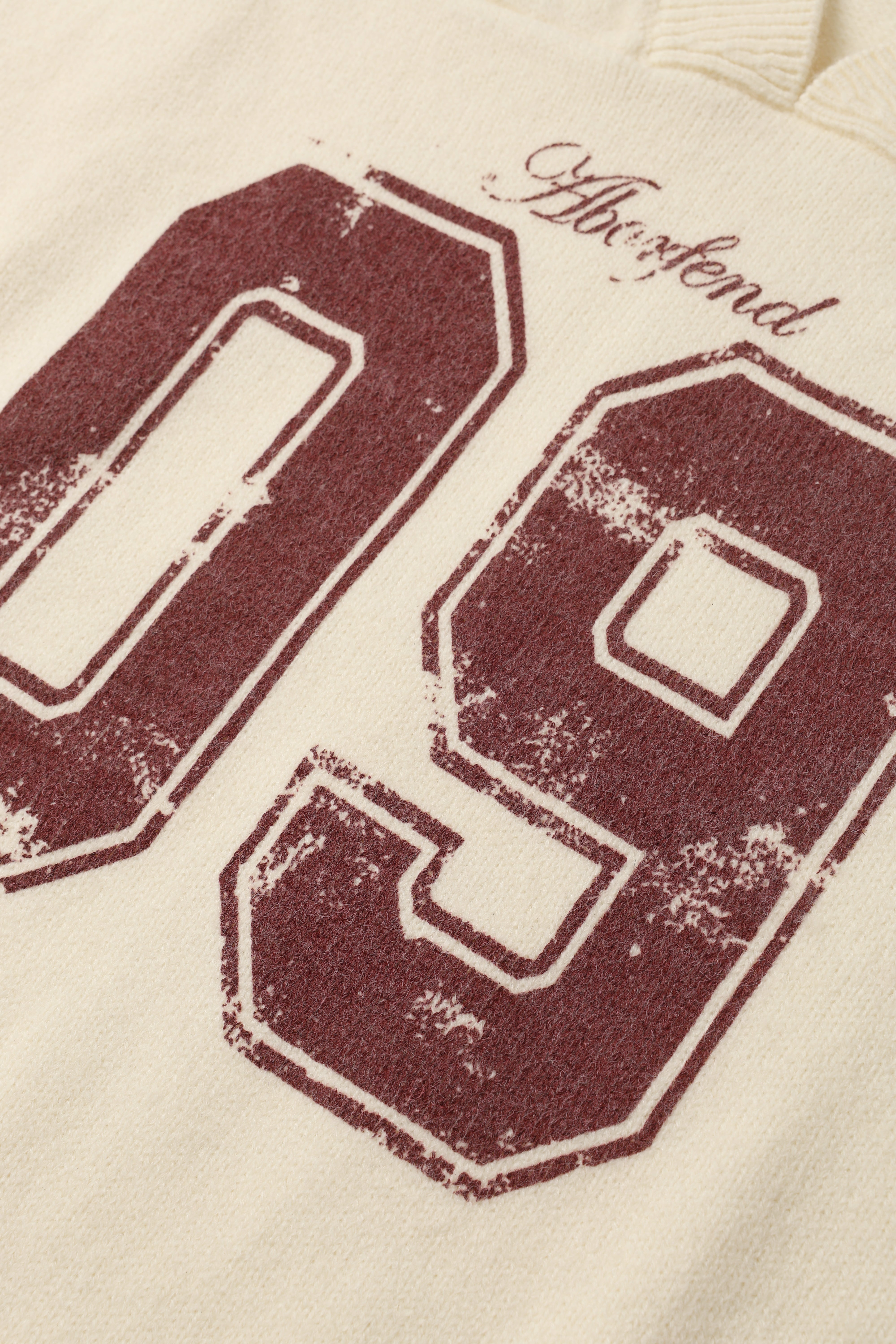 Collegiate V-Neck Sweater – Cream Burgundy