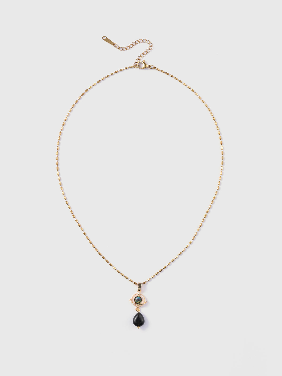 Hold the Look Necklace – Black Gold