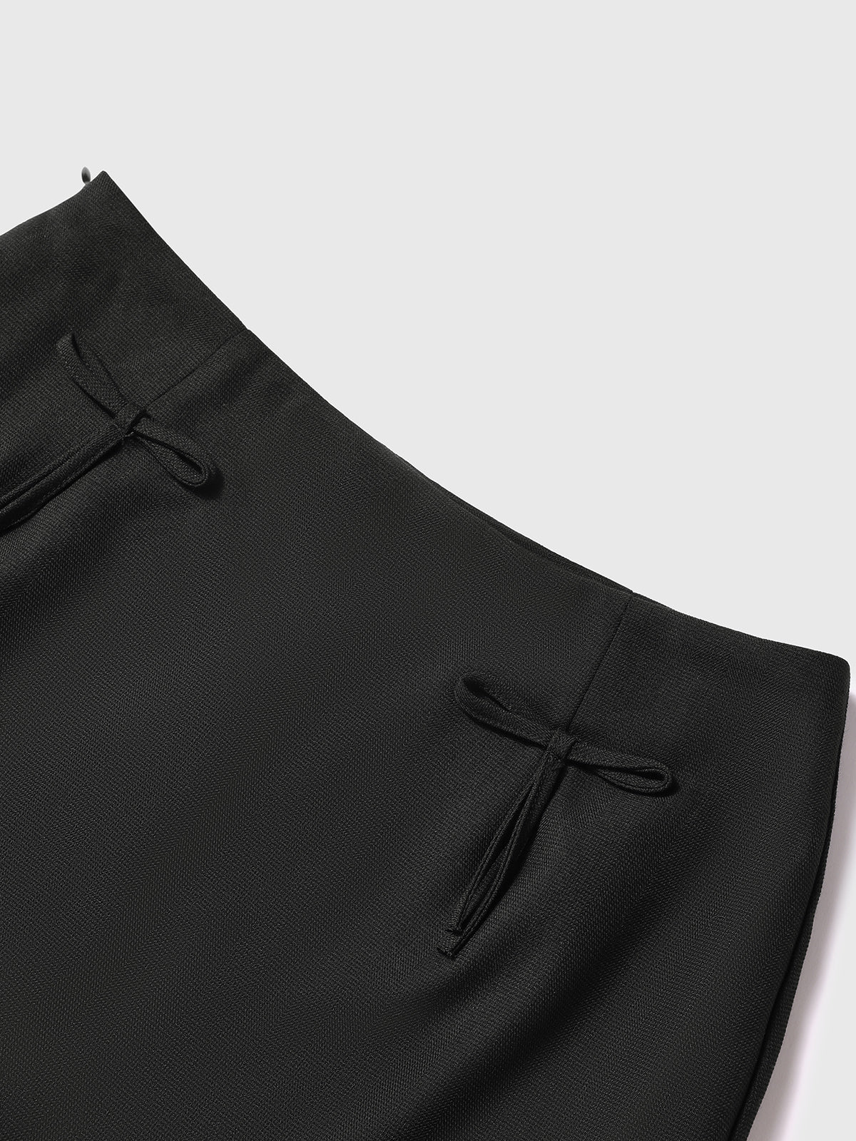 Shadow Trim Skirt – Ink Black