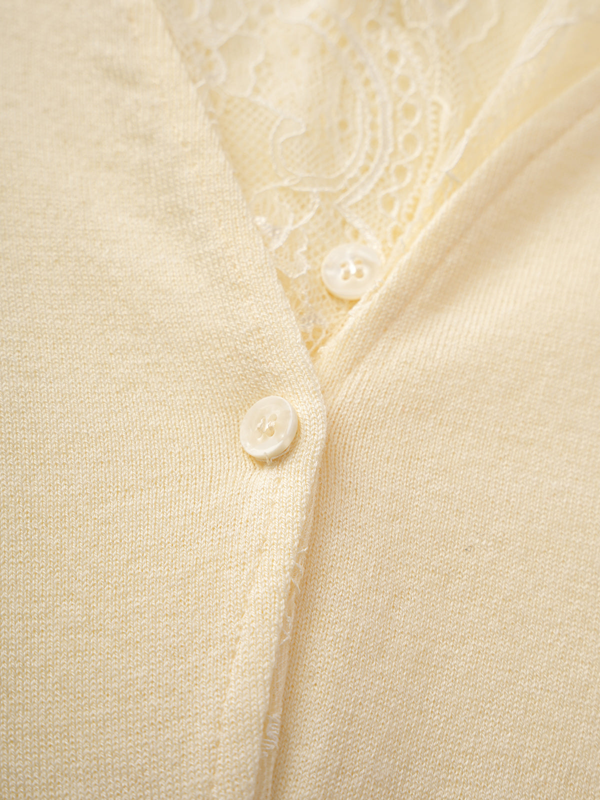 Undercover Lace Sleeve Top – Cream Vanilla
