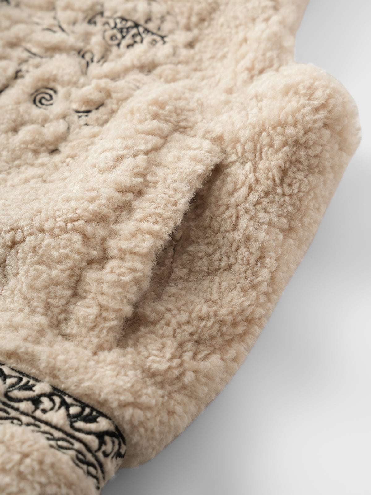 Cinema Break Vest – Cloud Beige