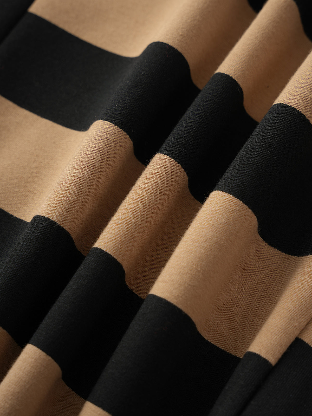 Library Stripe Polo Sweatshirt – Tan Black