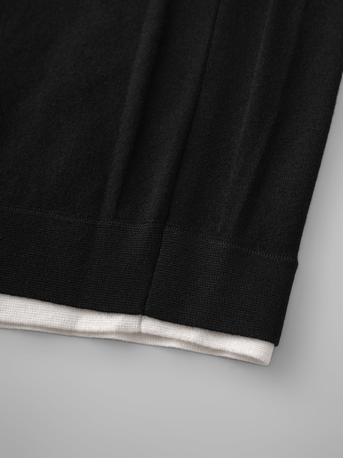 Quiet Bloom Knit Top – Ink Black