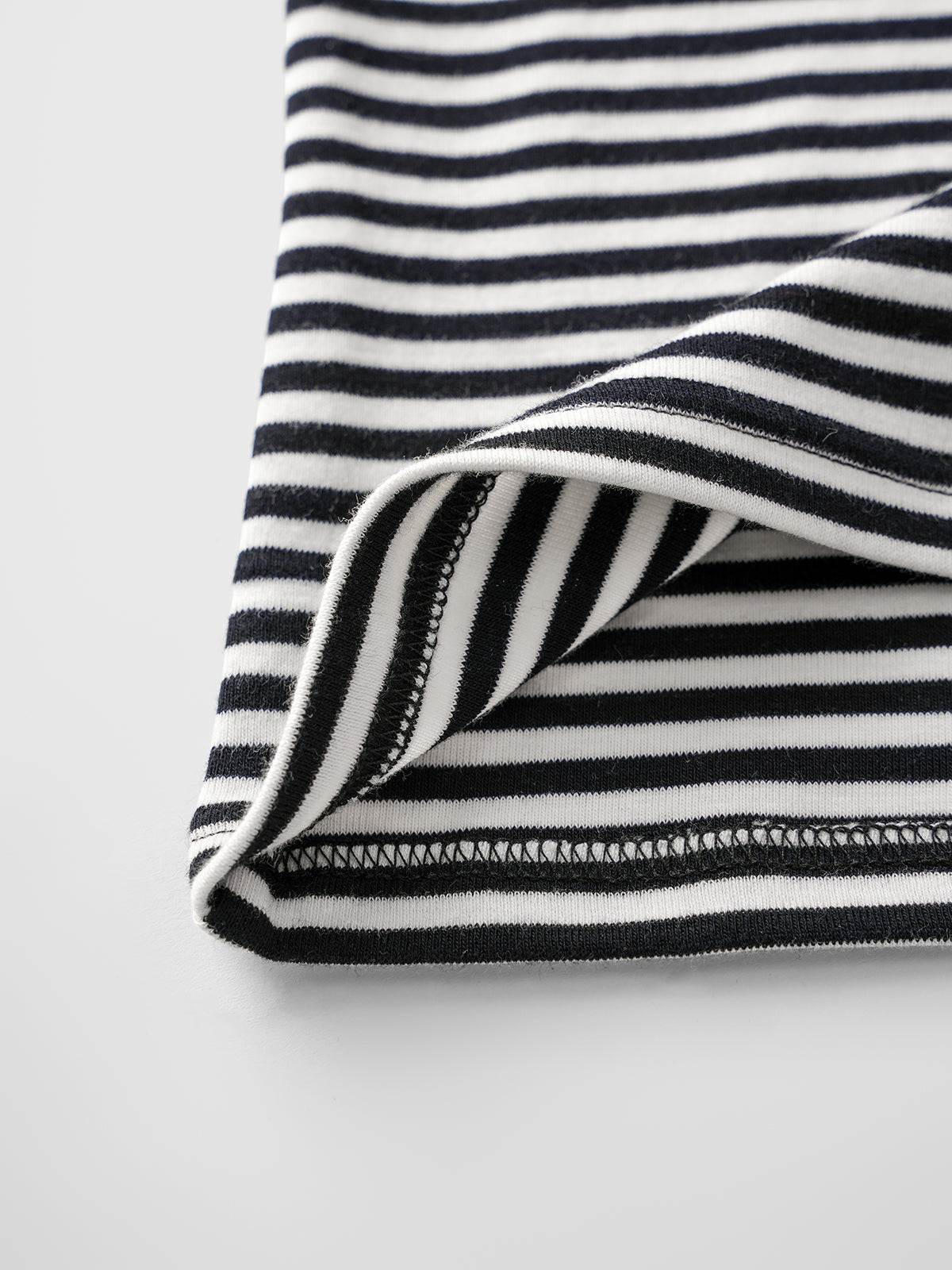 Second Glance Stripe Sleeve Top – Black White