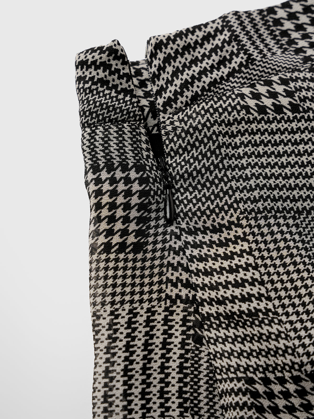Tilted Promise Plaid Skirt - Black Charcoal