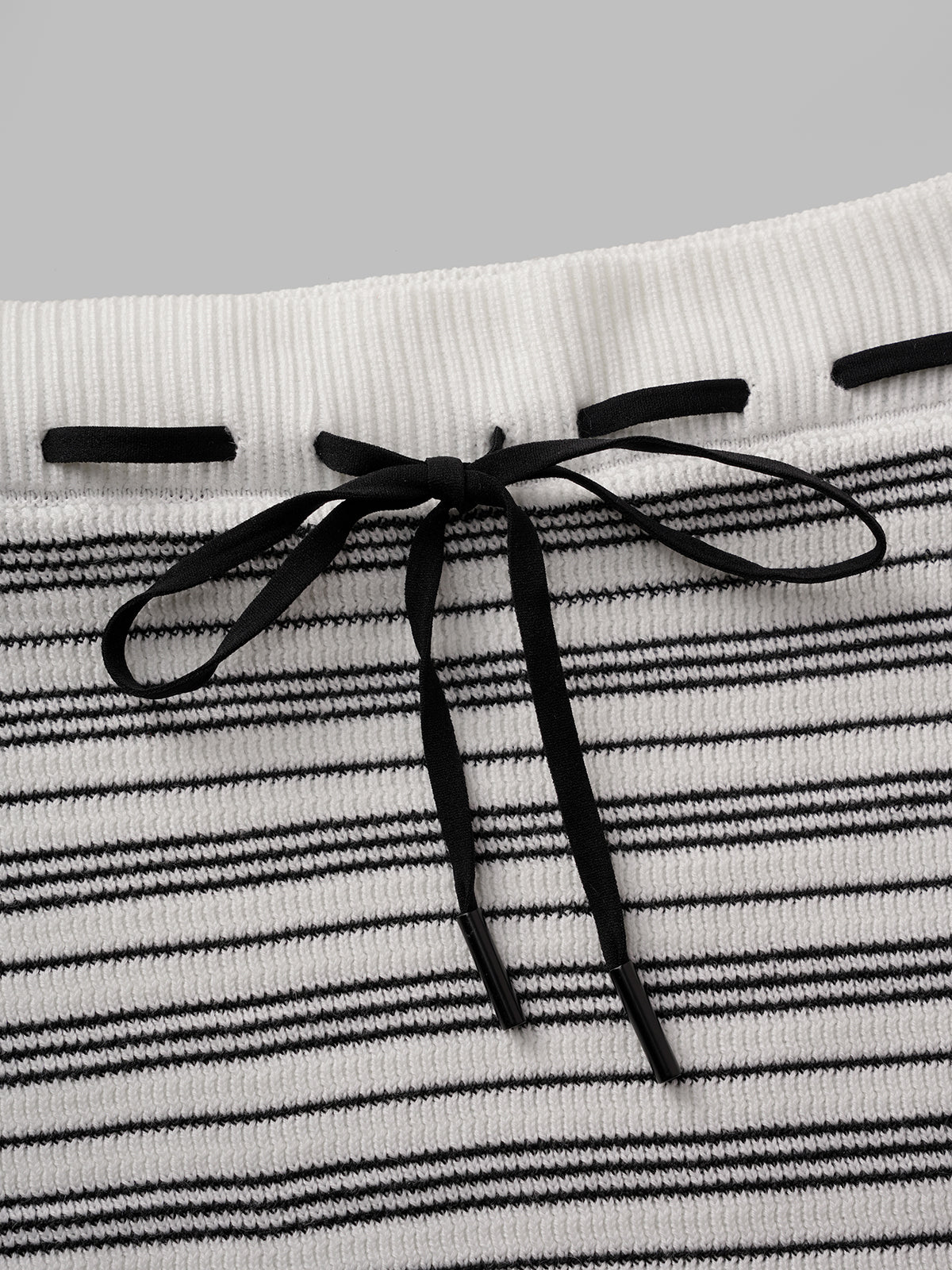 Dolled Office Skimming Stripe Lace-up Tube Top - Mono