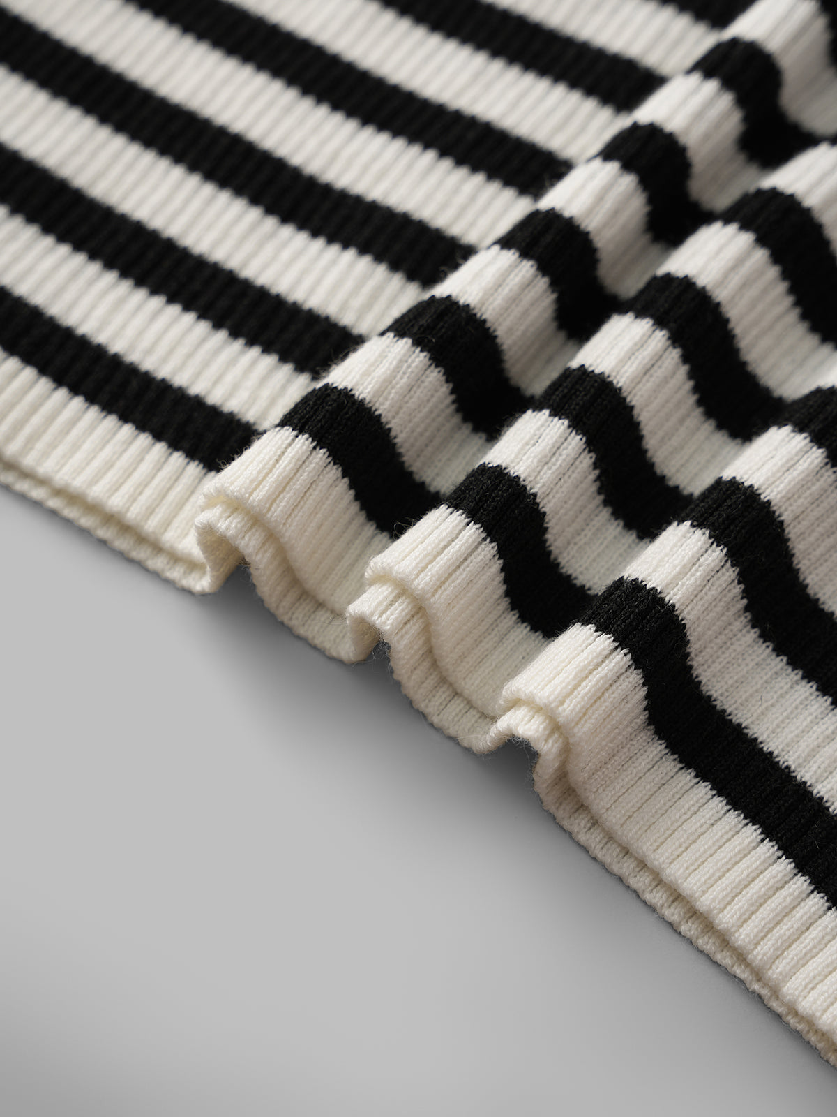 Dolled Office V-neck Stripe Contrast Trim Tee - Black/White