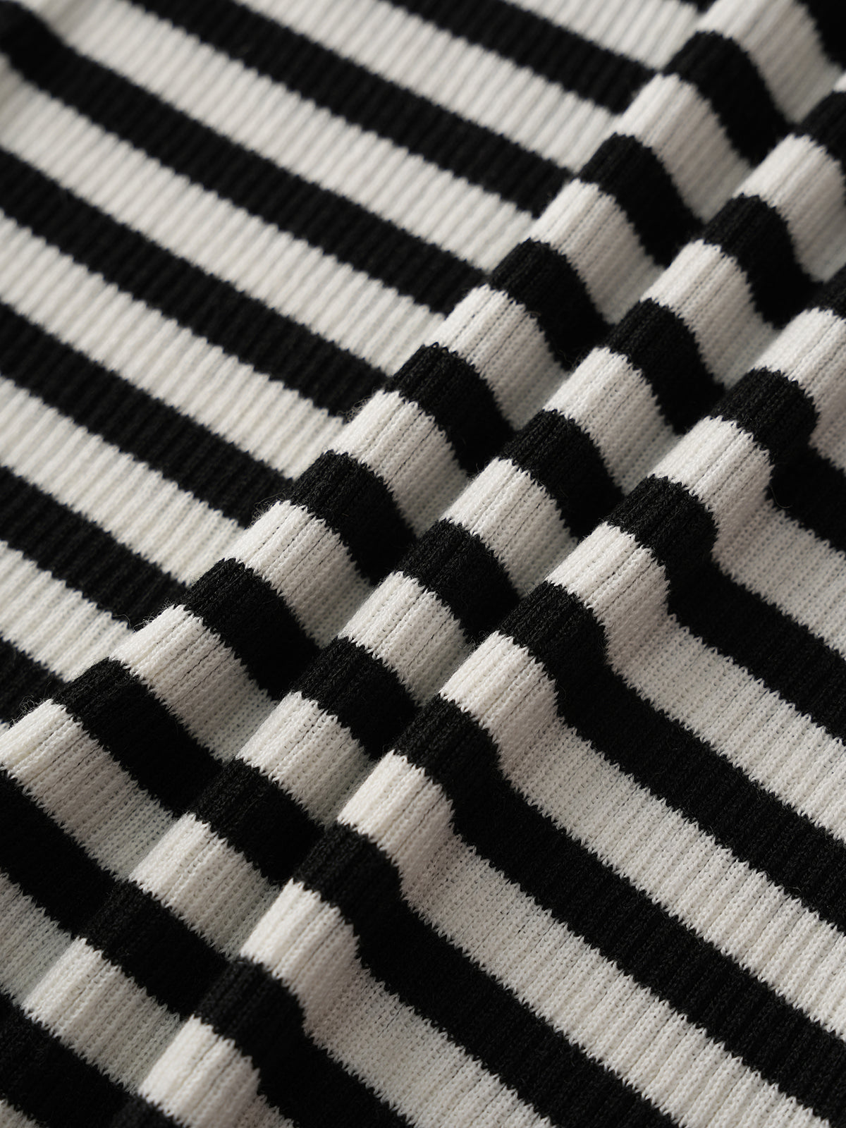 Dolled Office V-neck Stripe Contrast Trim Tee - Black/White