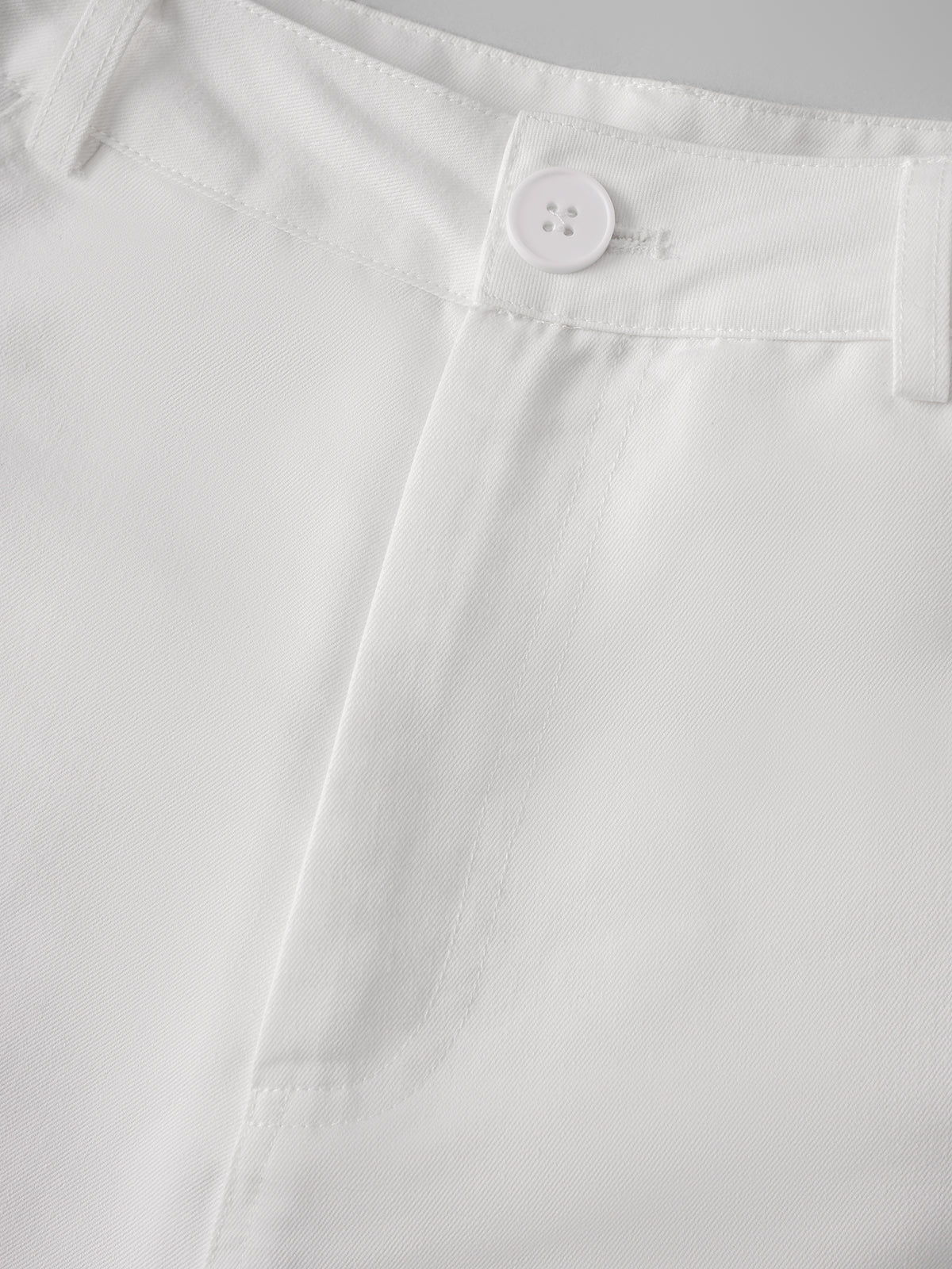 Brick Lane Straight Textured Knee-length Shorts - White