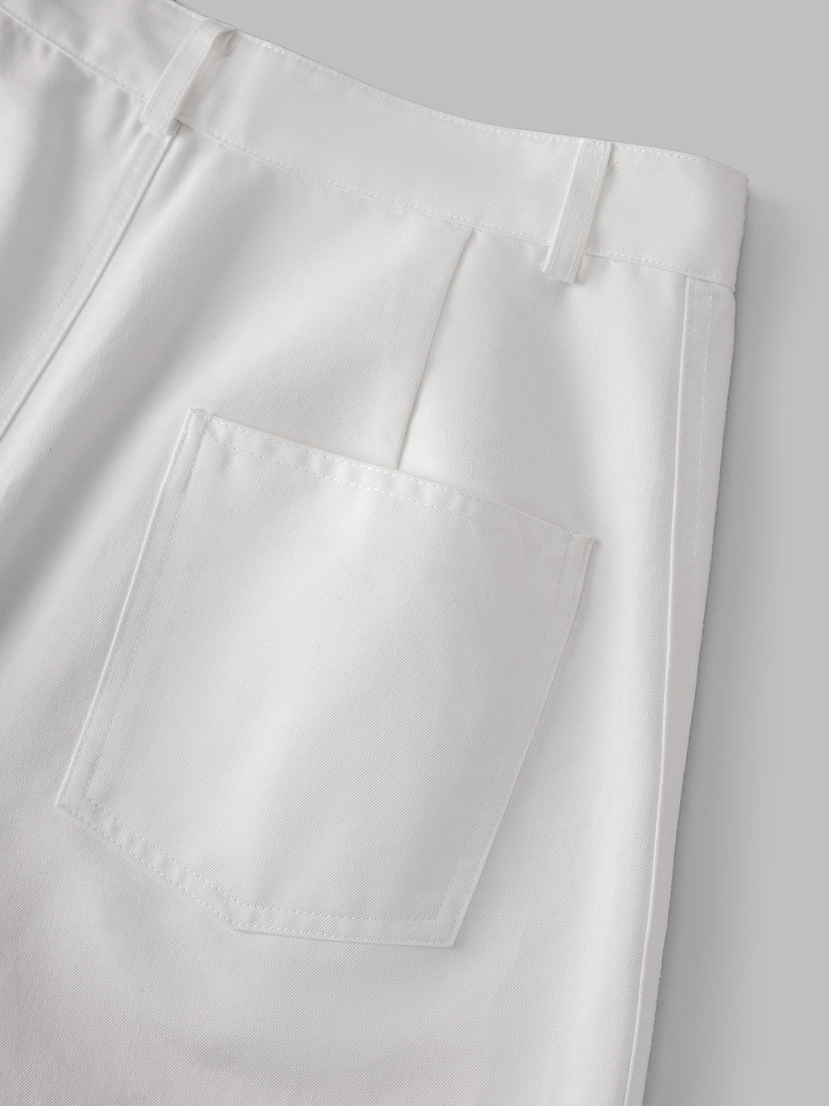 Brick Lane Straight Textured Knee-length Shorts - White