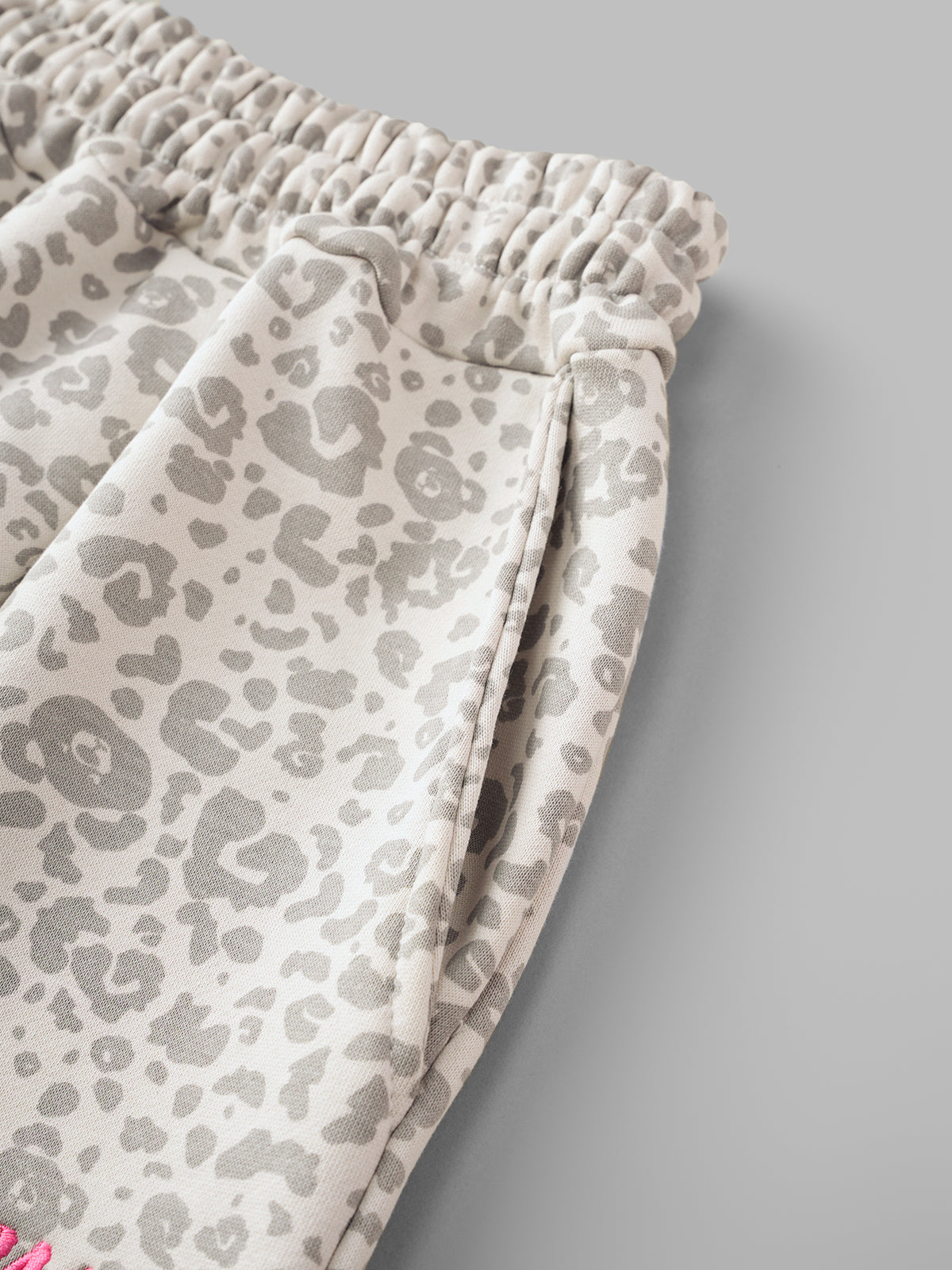 RA Chat Lounge Shorts – Static Leopard