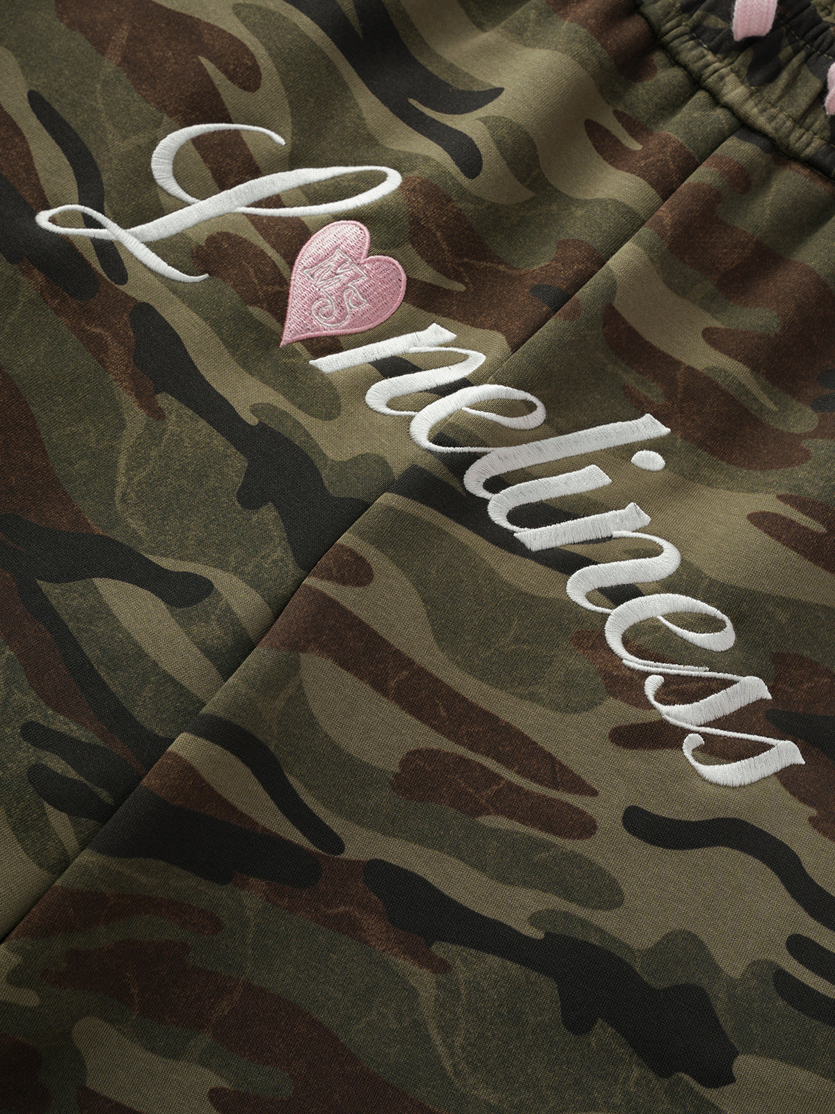 Back Row Shorts – Camo Love
