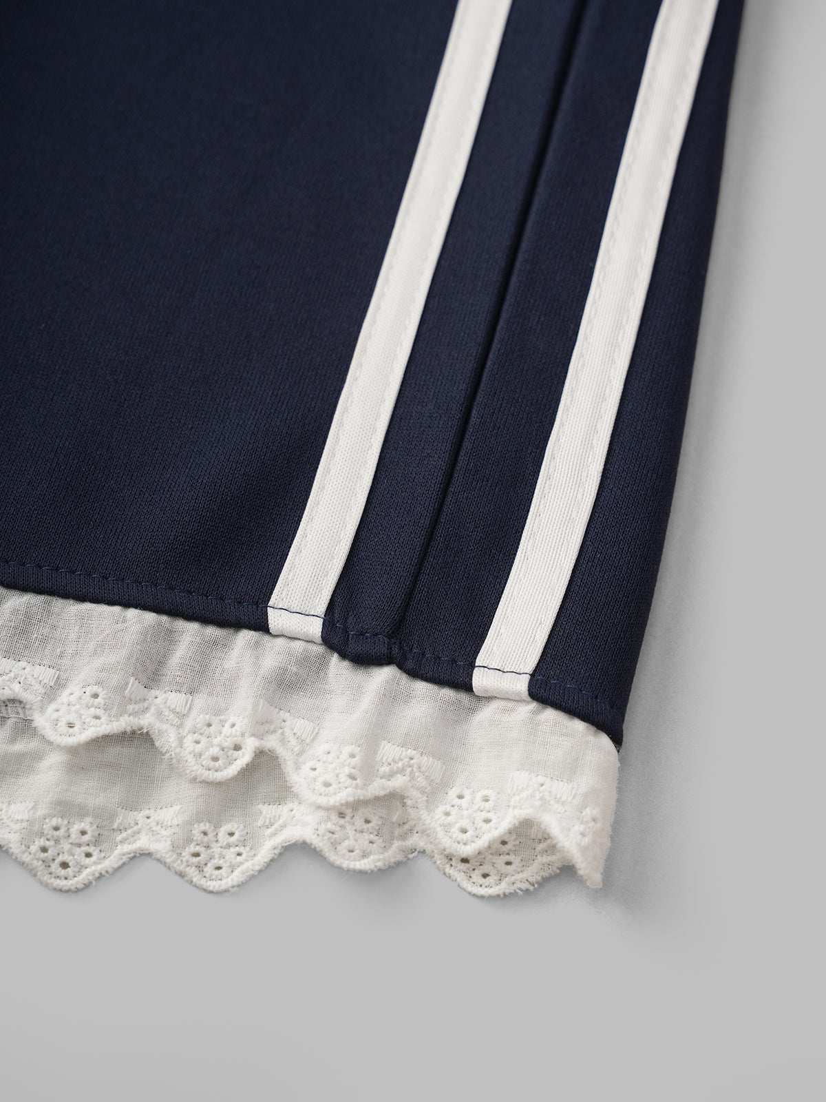 Benchwarmer Lace Shorts – Navy