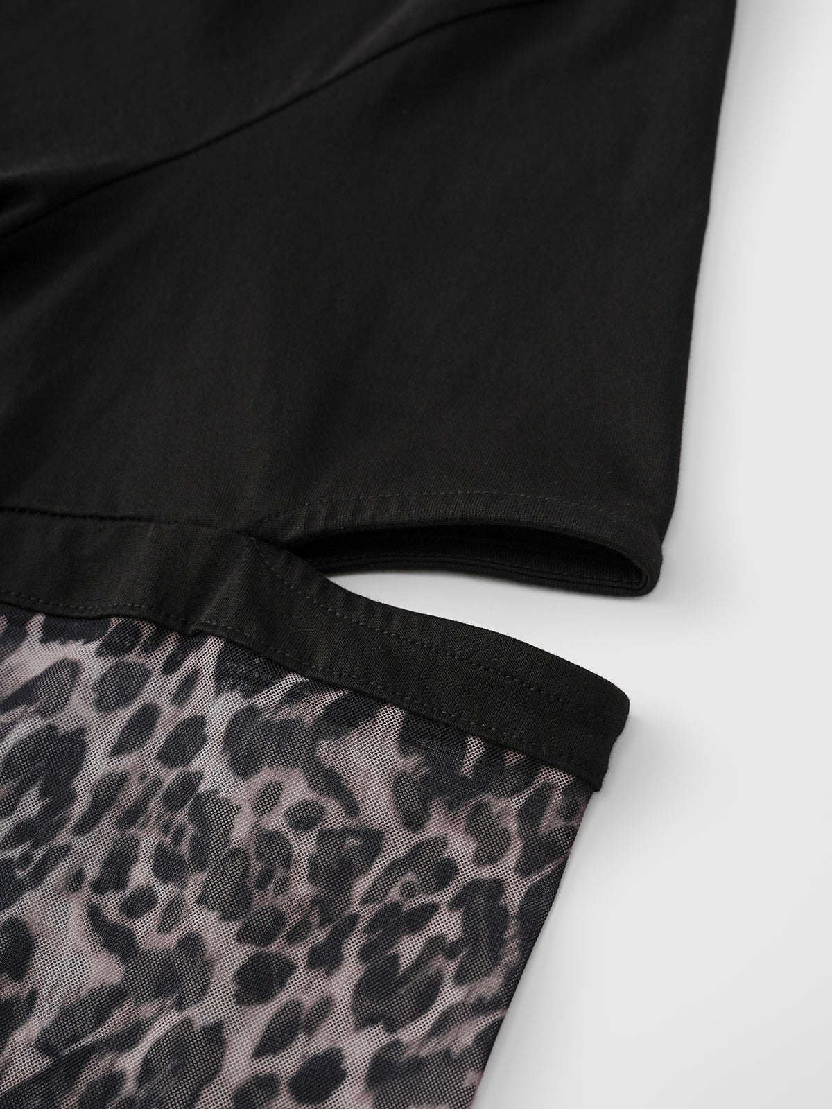 Co-ed Dorm Baggy Leopard Layered T-Shirt - Black