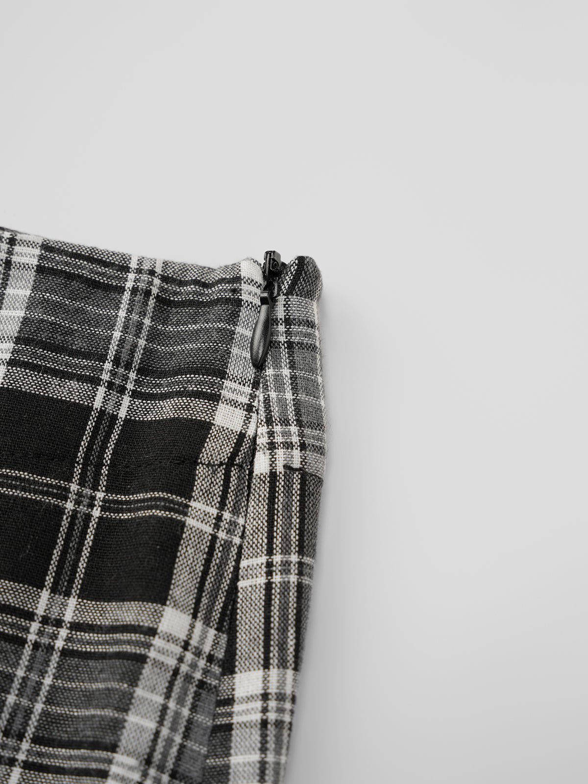 Bookish Plaid Skirt - Ink & Ivory