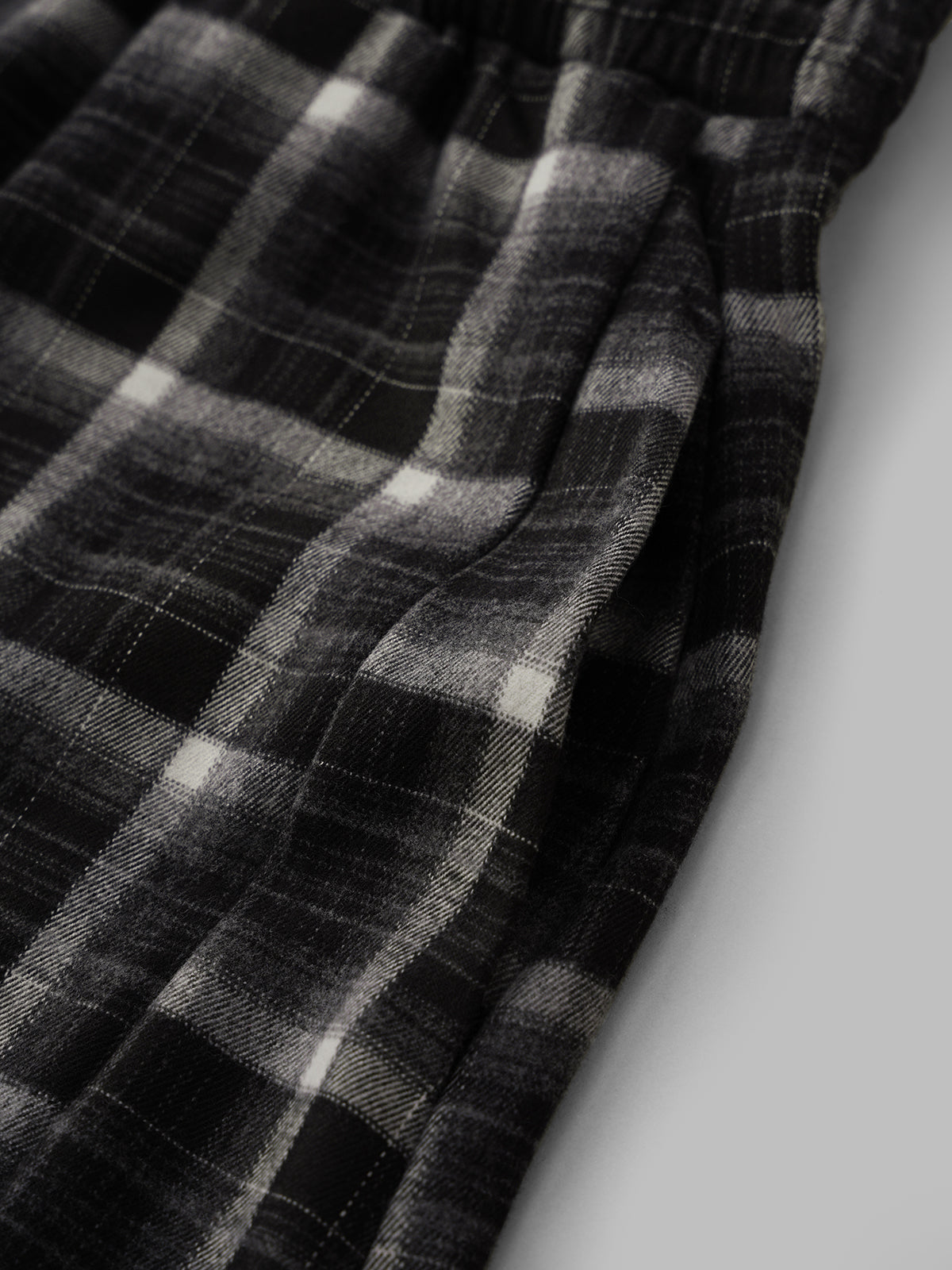 Chalkboard Grid Pants - Black White