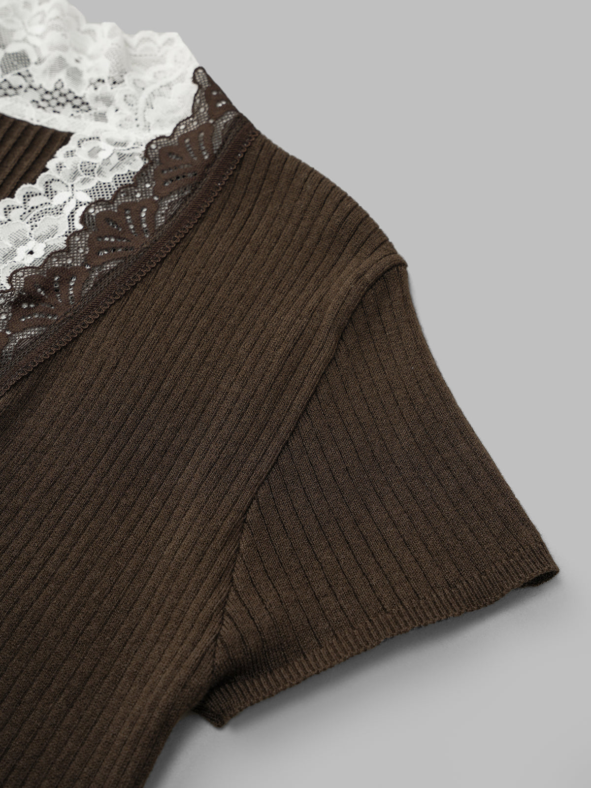 Lace Frame V-neck Tee - Mocha Brown