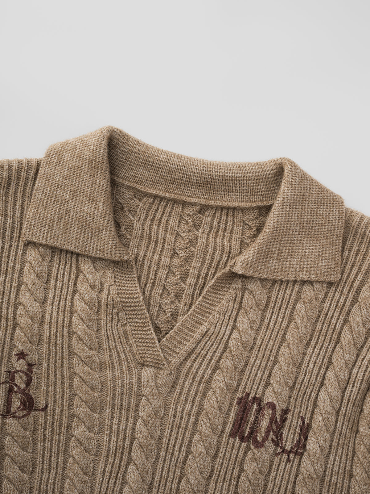 Cable Crew Sweater - Toasted Almond