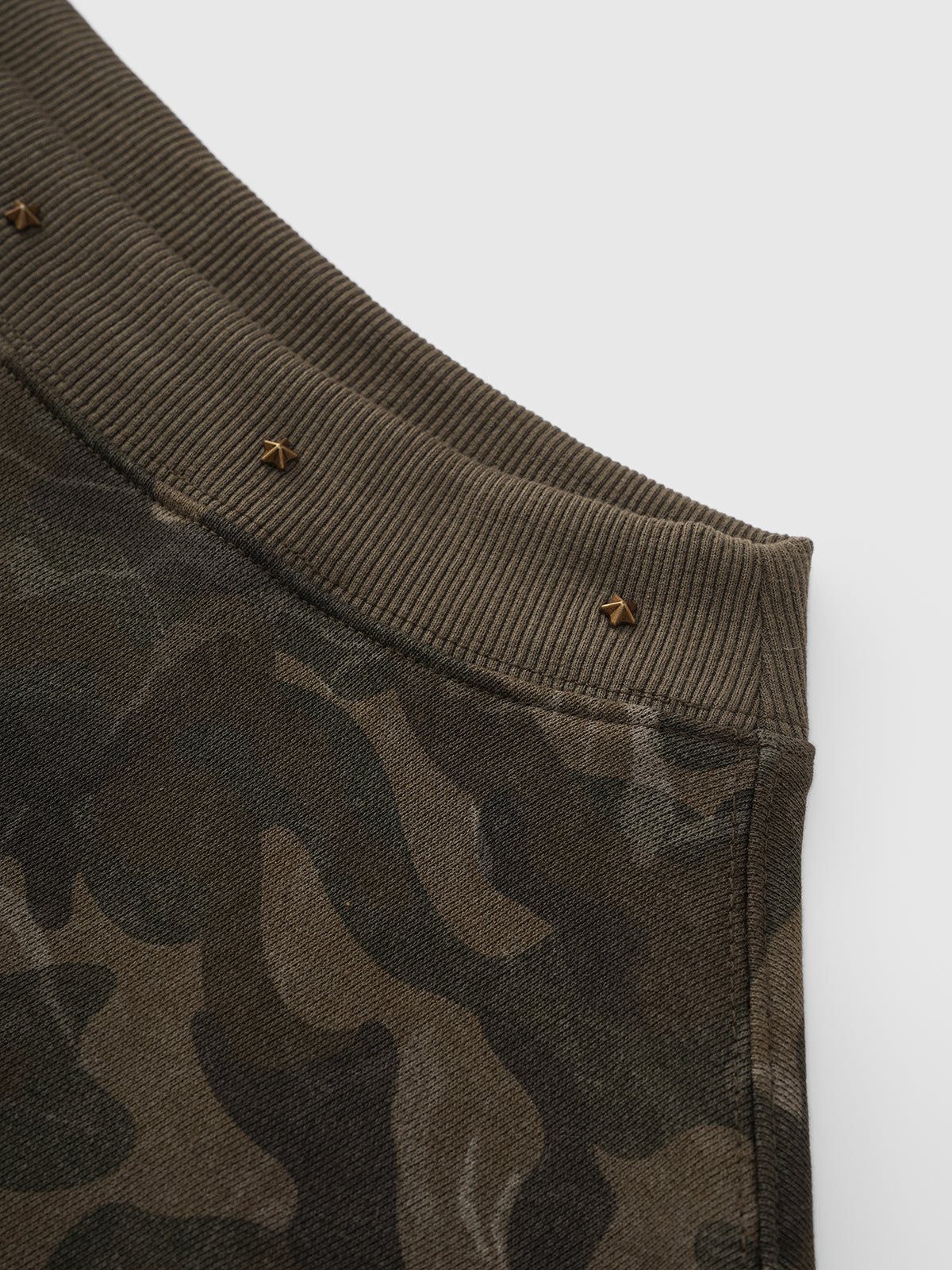 Camouflage Queen Sweater - Army Chic