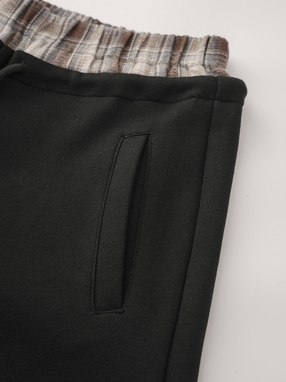 Plaid Whisper Shorts – Bold Black