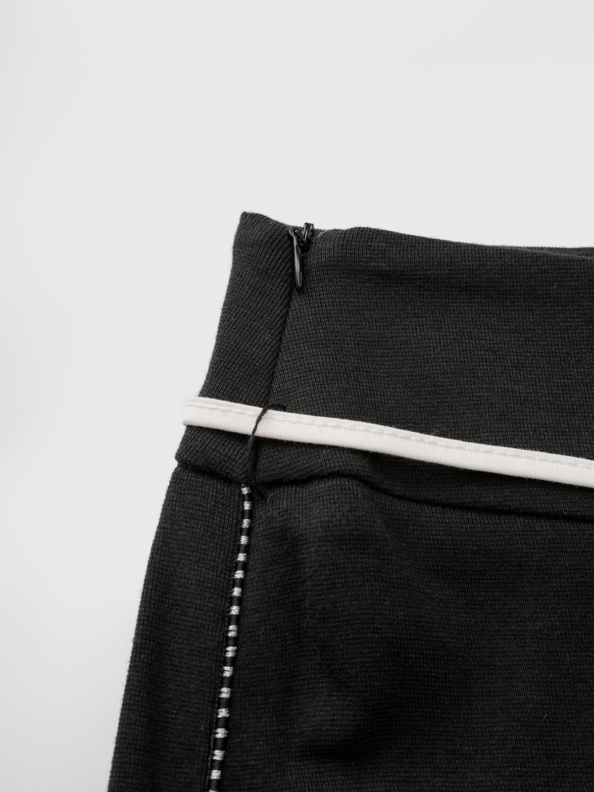 Tied Tempo Pants – Onyx Cream