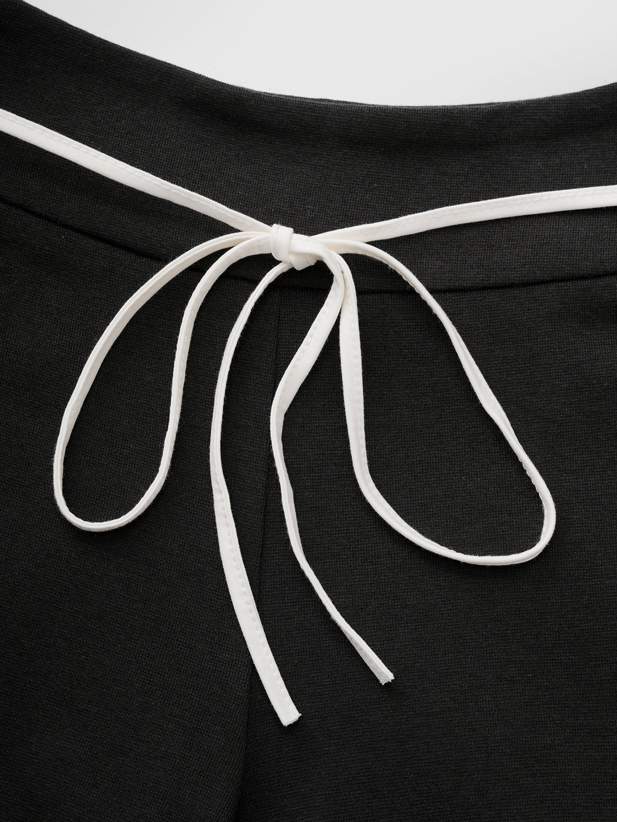 Tied Tempo Pants – Onyx Cream