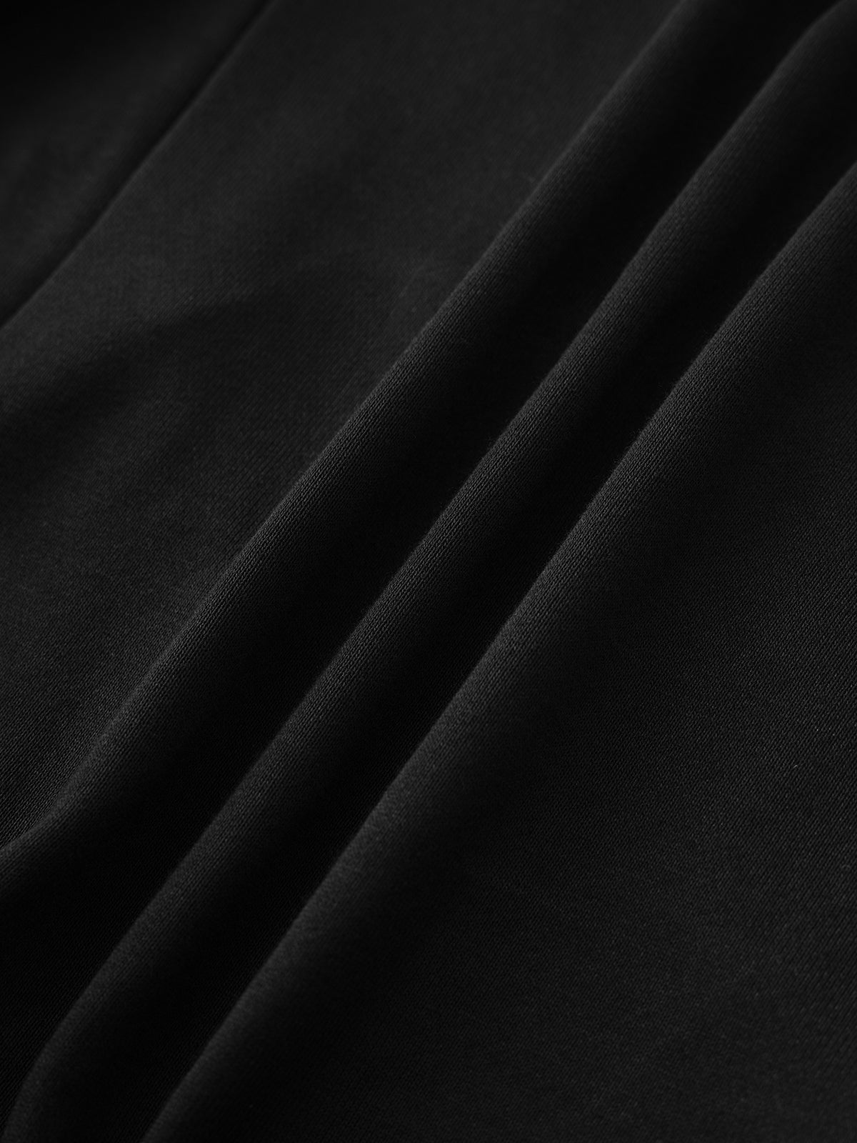 Silent Warm-Up Hoodie – Noir Black