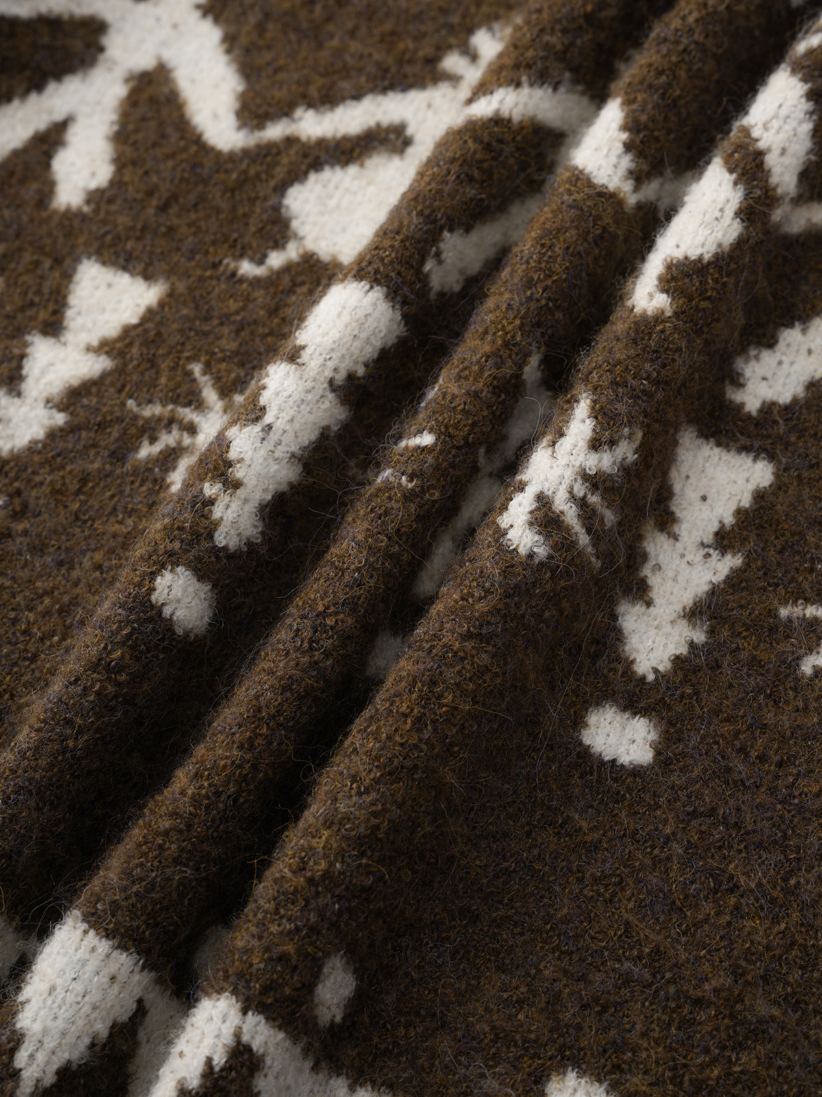 Snow Parade Sweater – Mocha Ivory