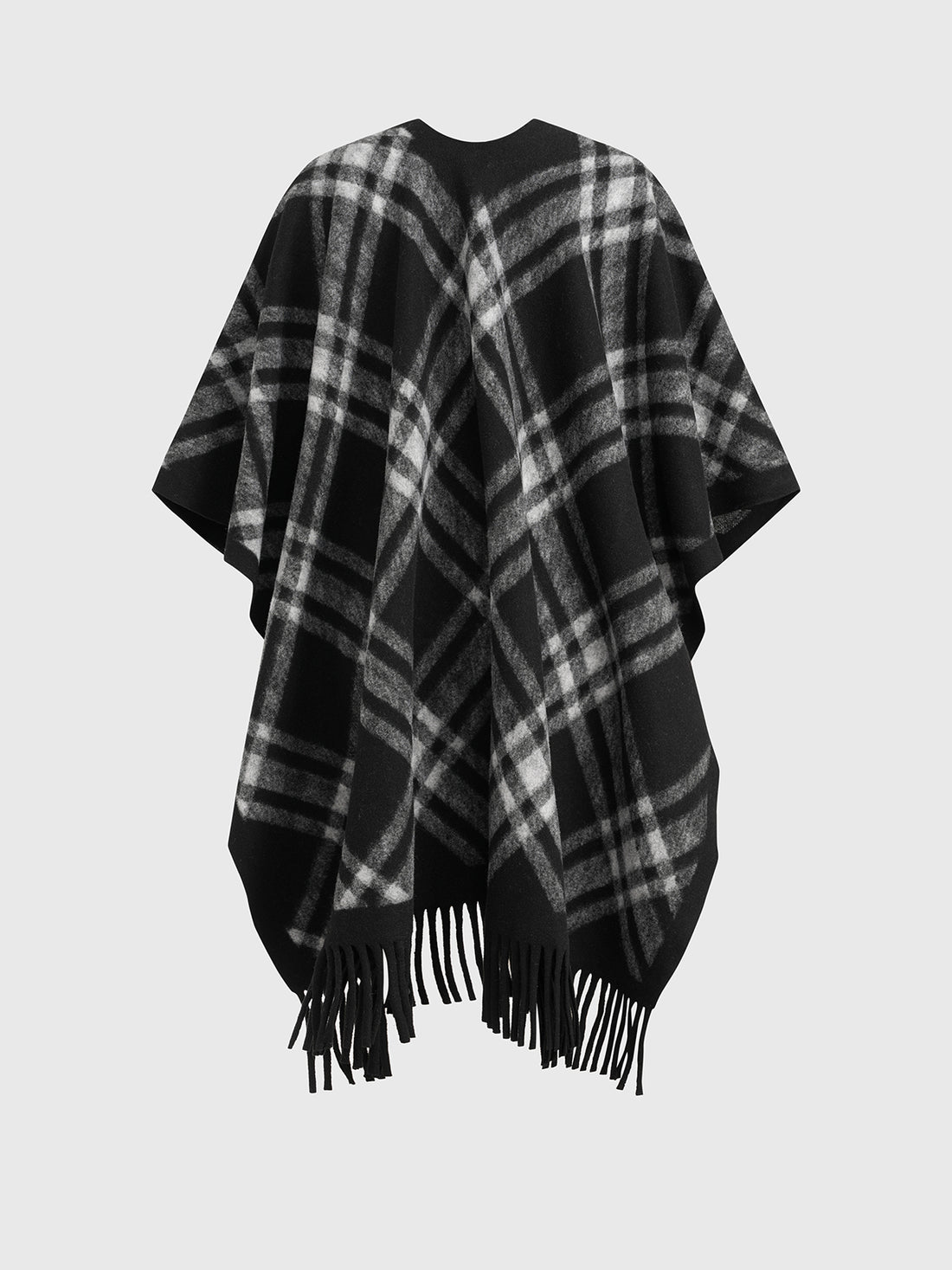 Gallery Blanket Cape – Mono Plaid