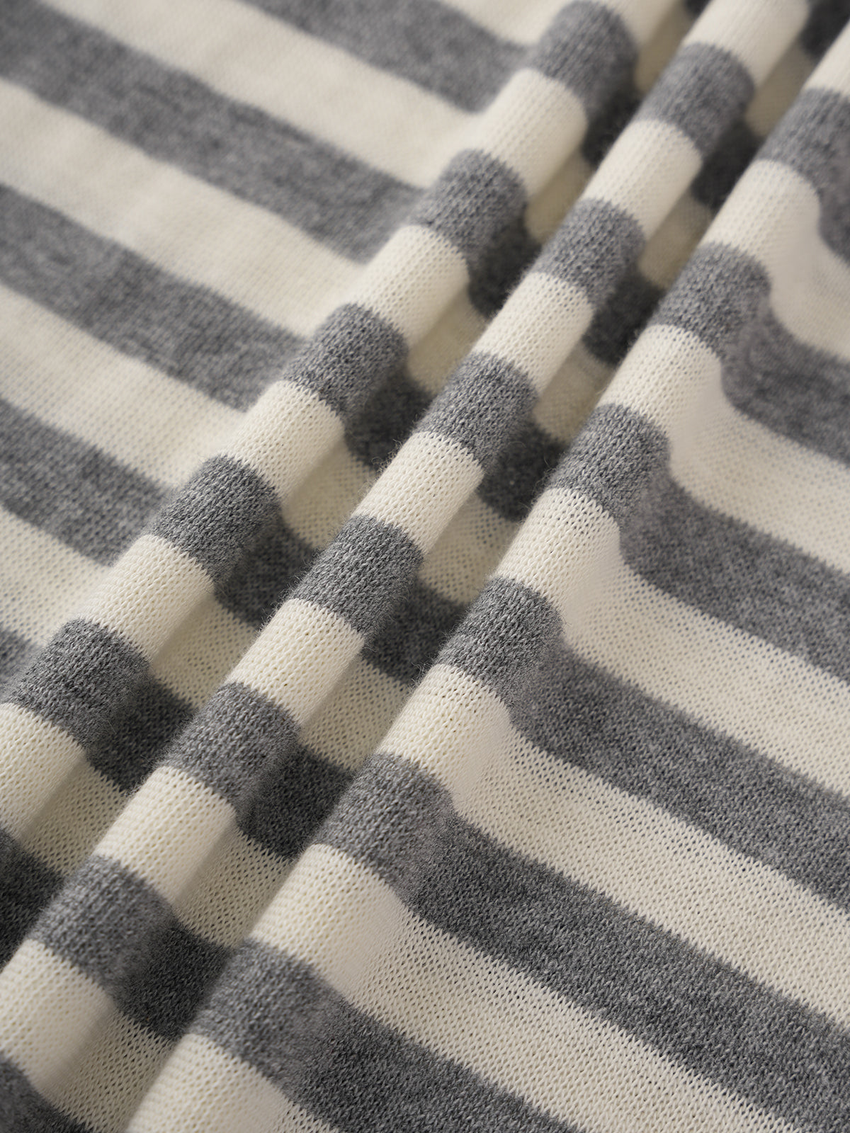 Line Break Stripe Hoodie – Ink White