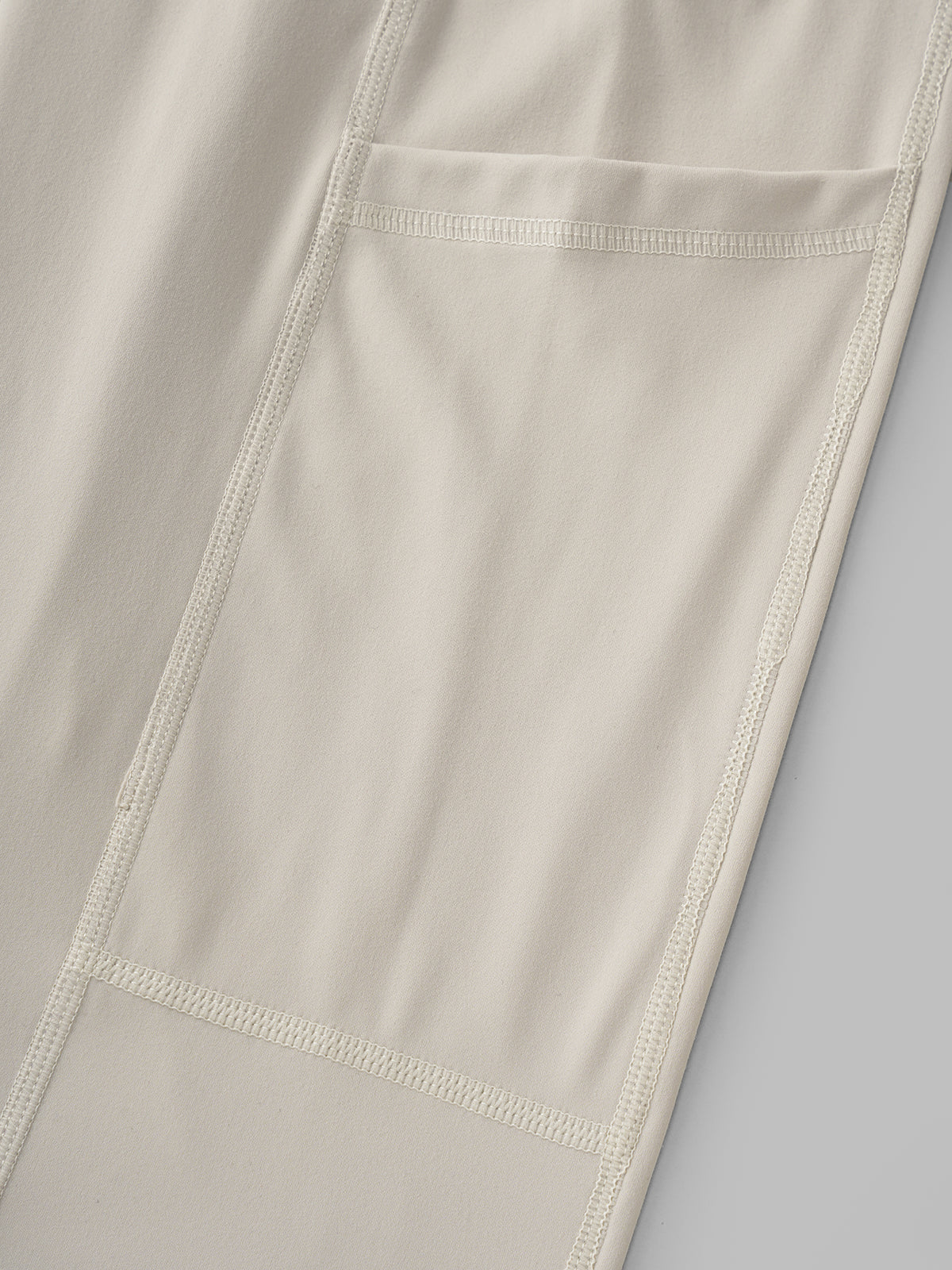 Studio Form Yoga Shorts – Cream Beige