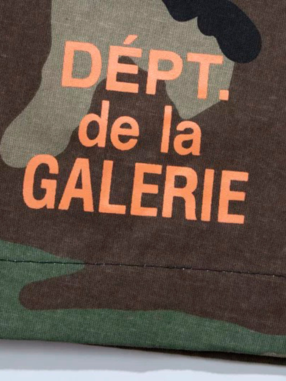 Brick Lane Straight-leg Camouflage Cargo Shorts -- Green