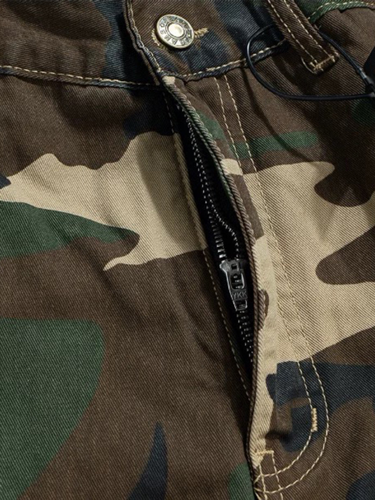Brick Lane Wide-leg Camouflage Cargo Shorts -- Khaki Camo