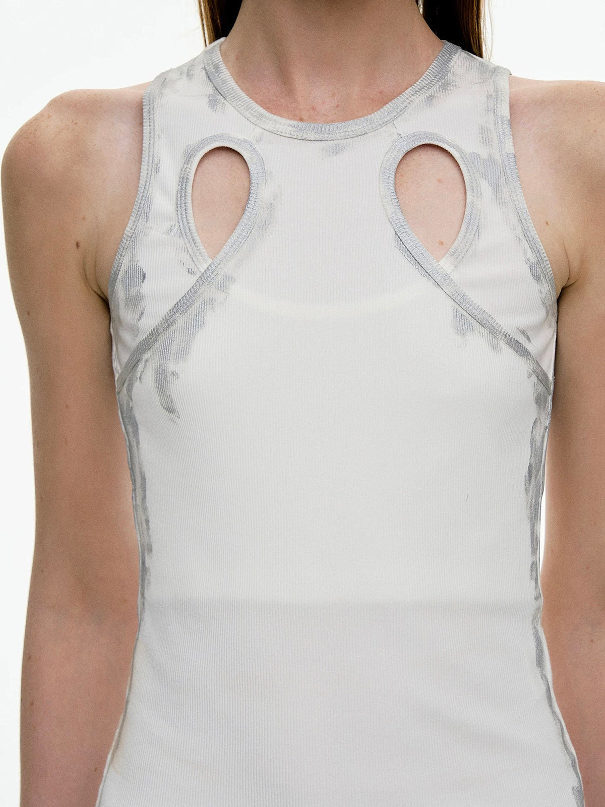 Brick Lane Skimming-fit Cut-out Distressed Tank Top -- Off-White
