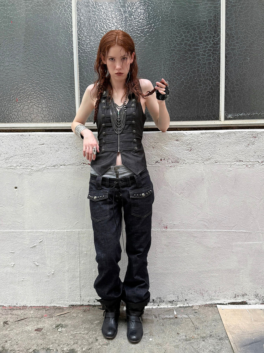 Brick Lane Skimming-fit Multi-Tie Utility Cargo Vest -- Black