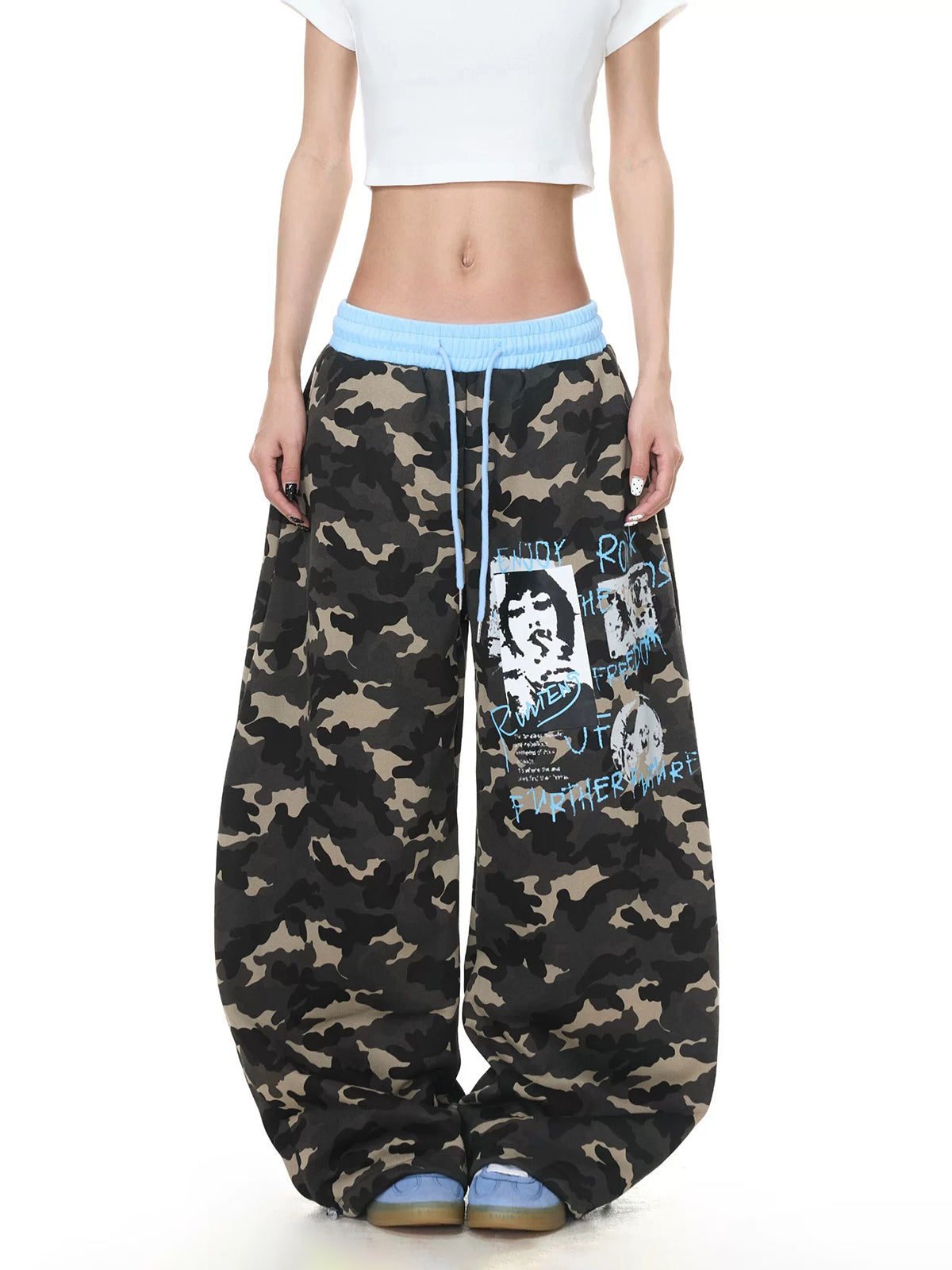 Brick Lane Curved-cut Camouflage Parachute Pants -- Black