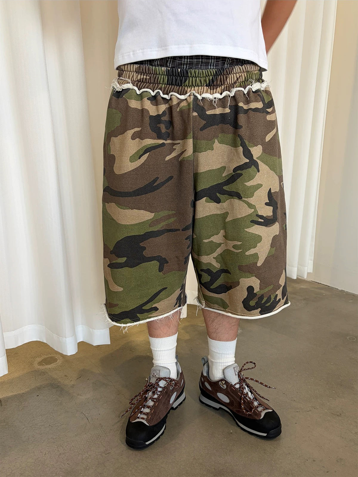 Brick Lane Wide-leg Camouflage Shorts - Green