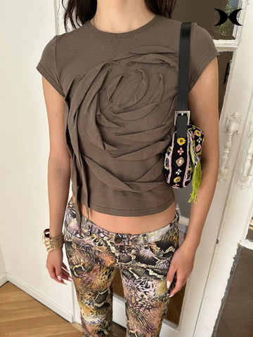 Brick Lane Skimming Rose T-Shirt - Brown