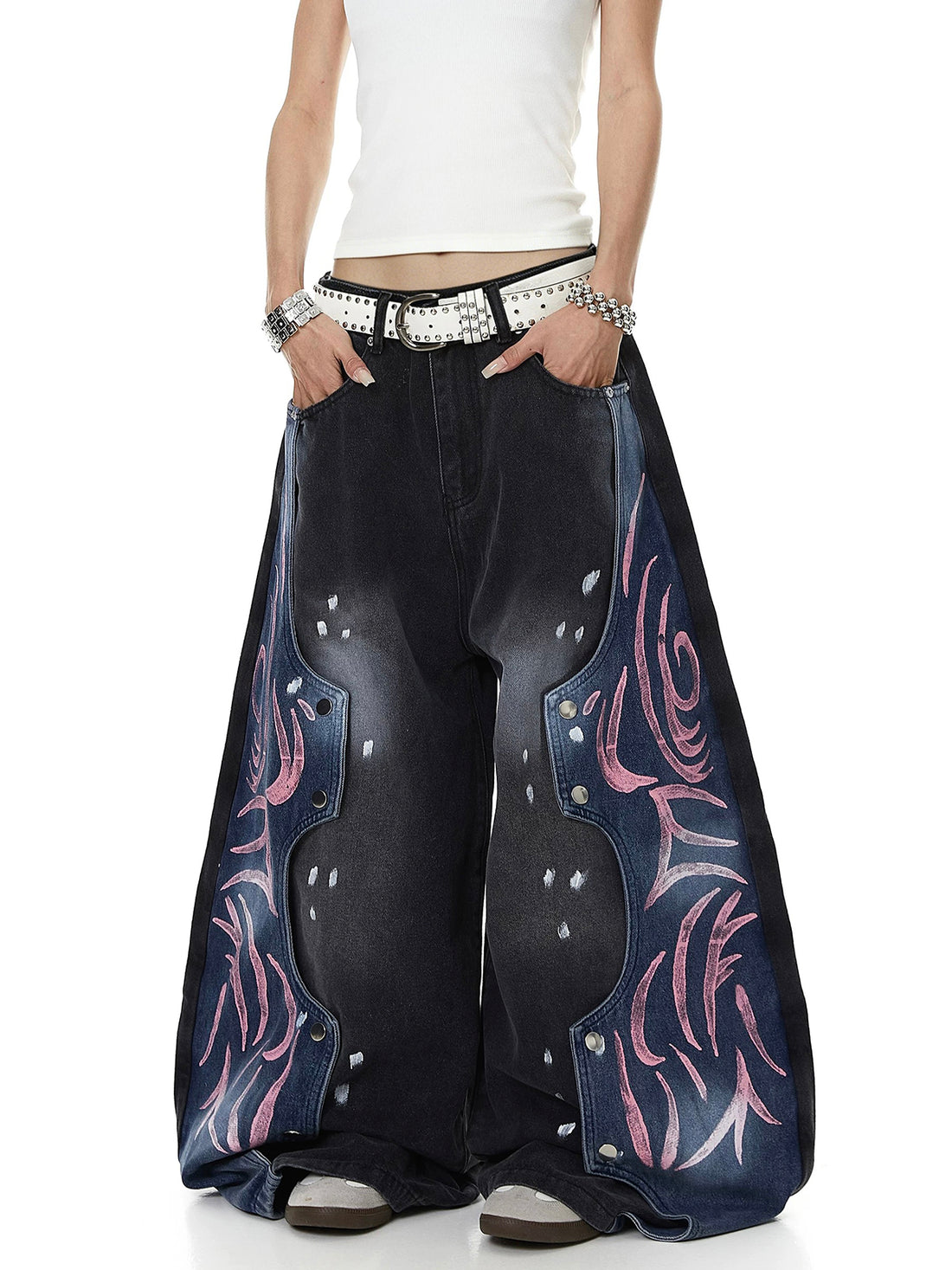 Brick Lane Wide-leg Graphic Pants - Black