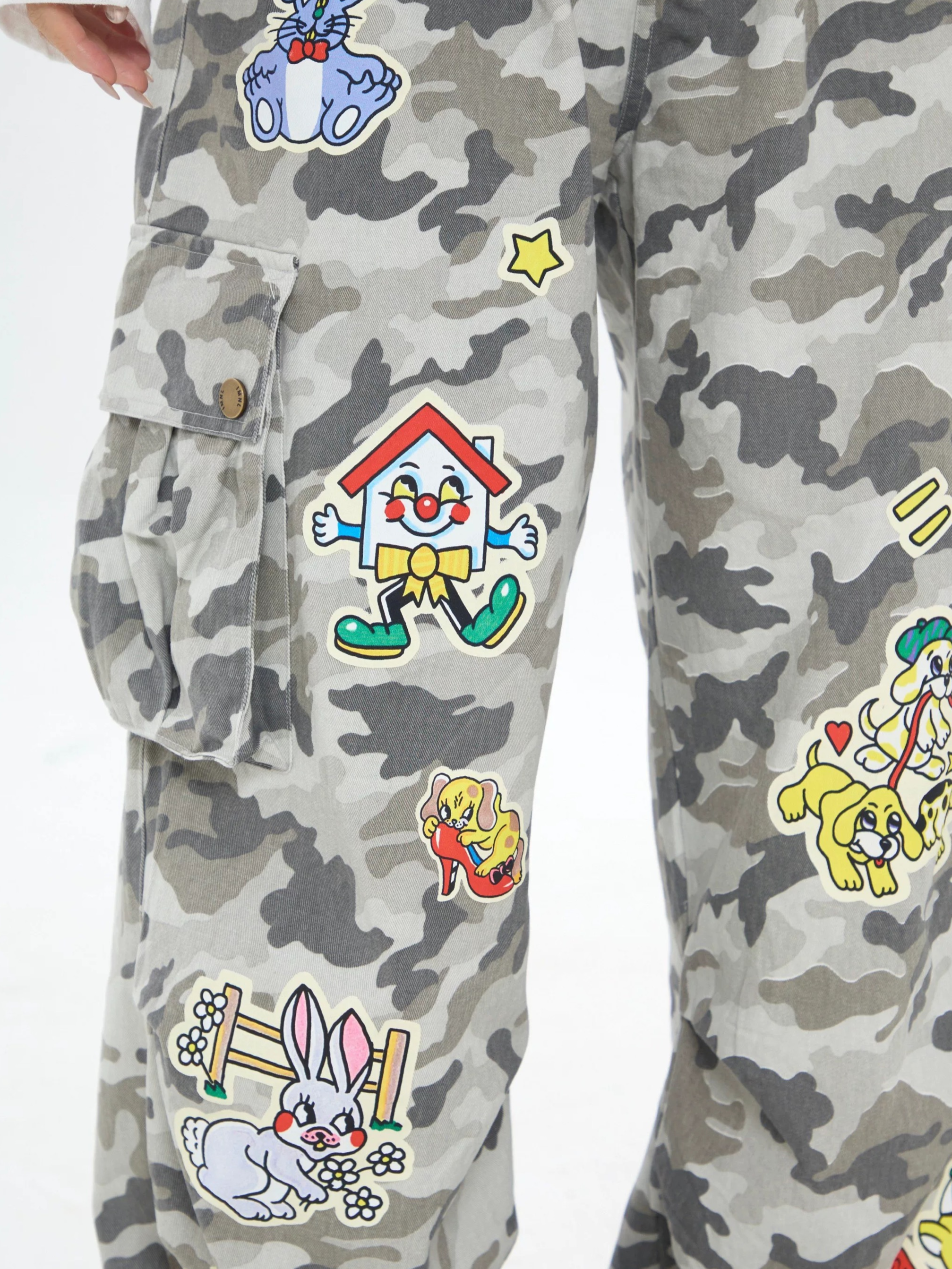 Brick Lane Wide-leg Camouflage Print Pants - Grey