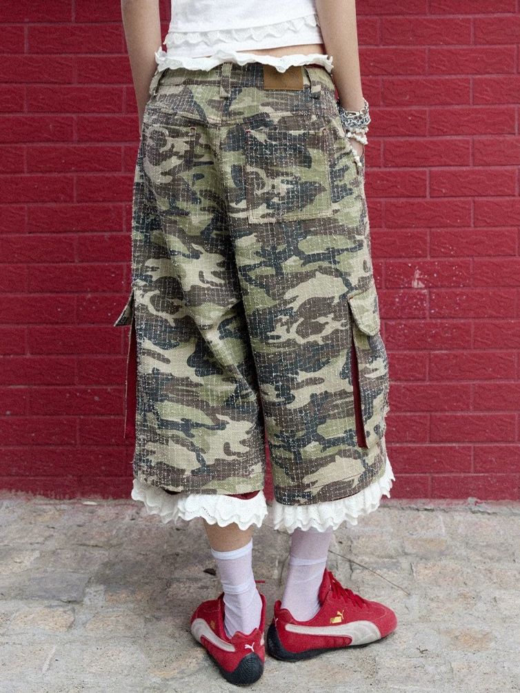 Brick Lane Wide-Leg Lace Trim Camouflage Cargo Pants - Green Camo