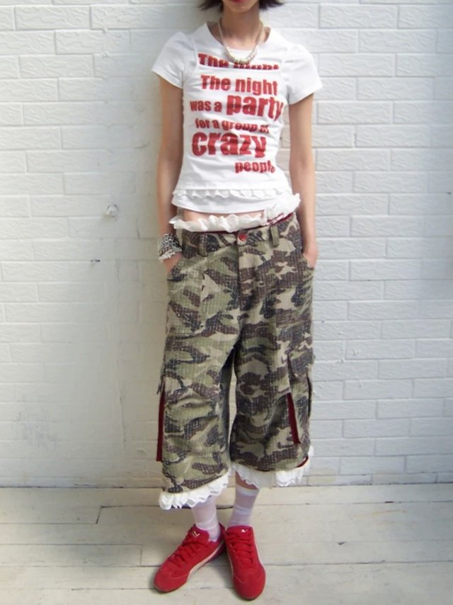 Brick Lane Wide-Leg Lace Trim Camouflage Cargo Pants - Green Camo