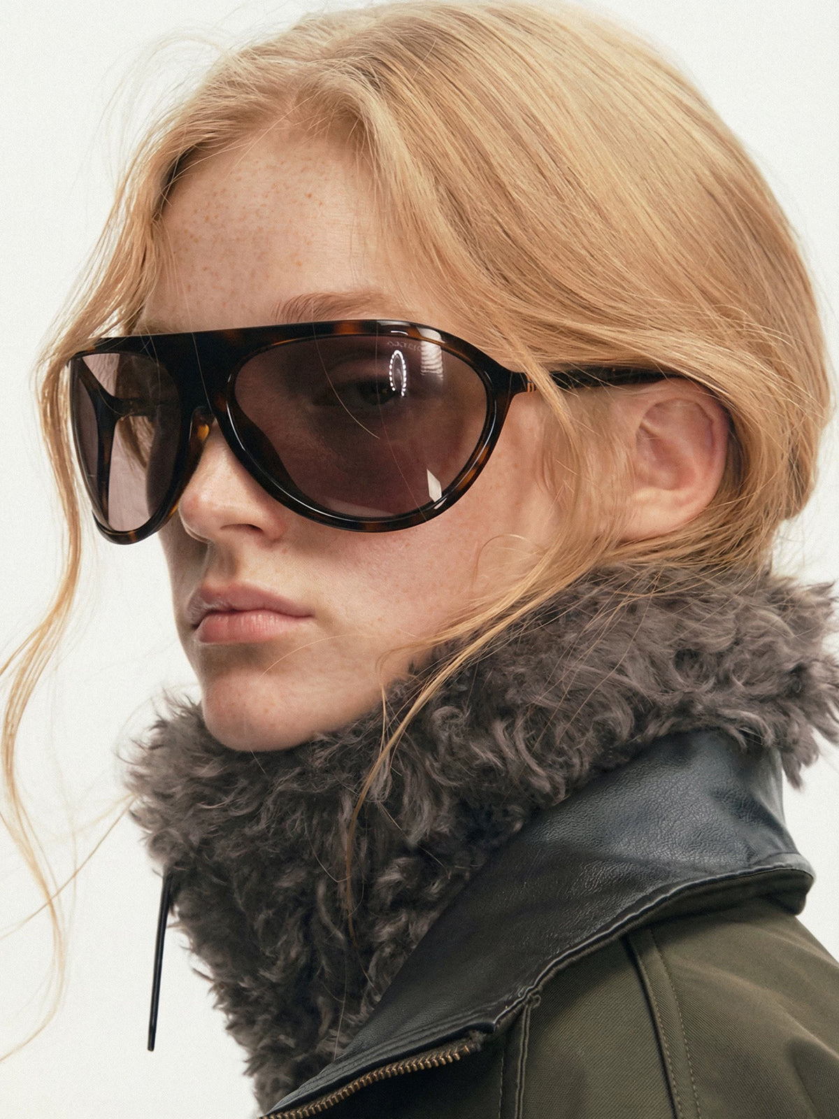 Brick Lane Oversized Shield Wrap-Around Sunglasses - Black