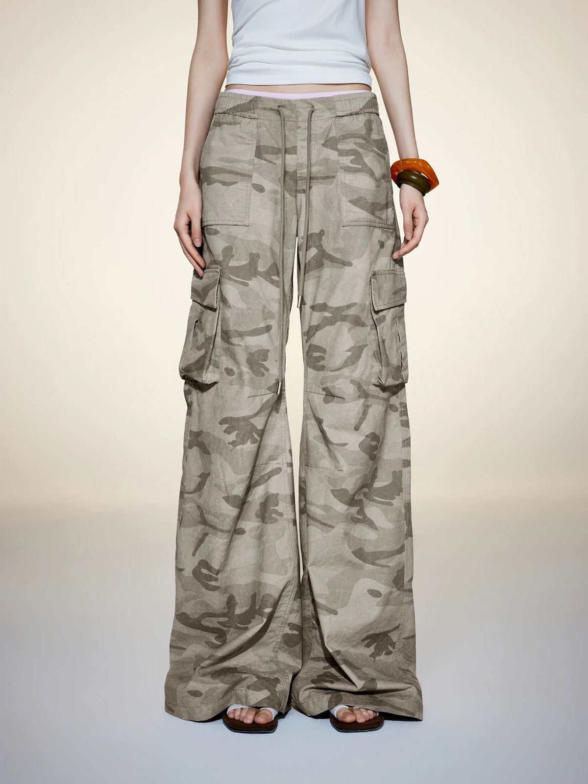 Brick Lane Wide-Leg Camouflage Grunge Cargo Pants - Light Camo