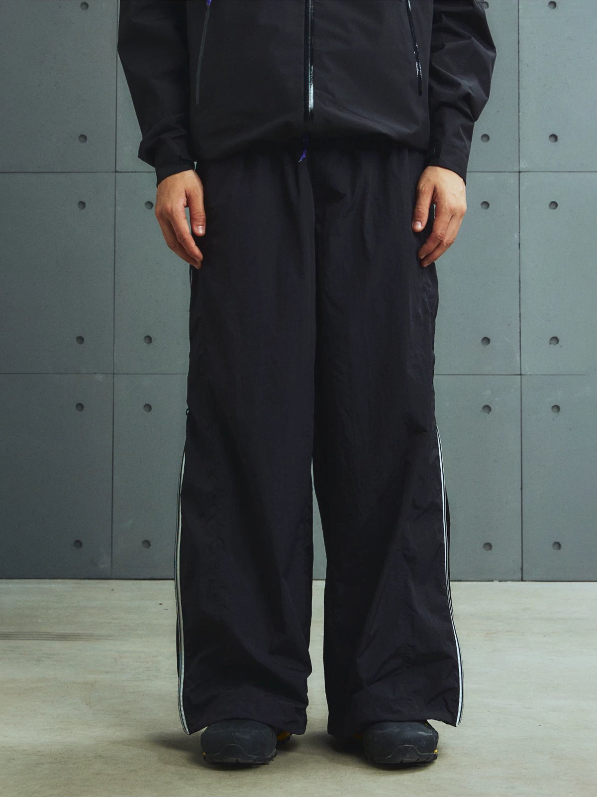 Lace Court Wide-Leg Lace Side Stripe Track Pants - Black
