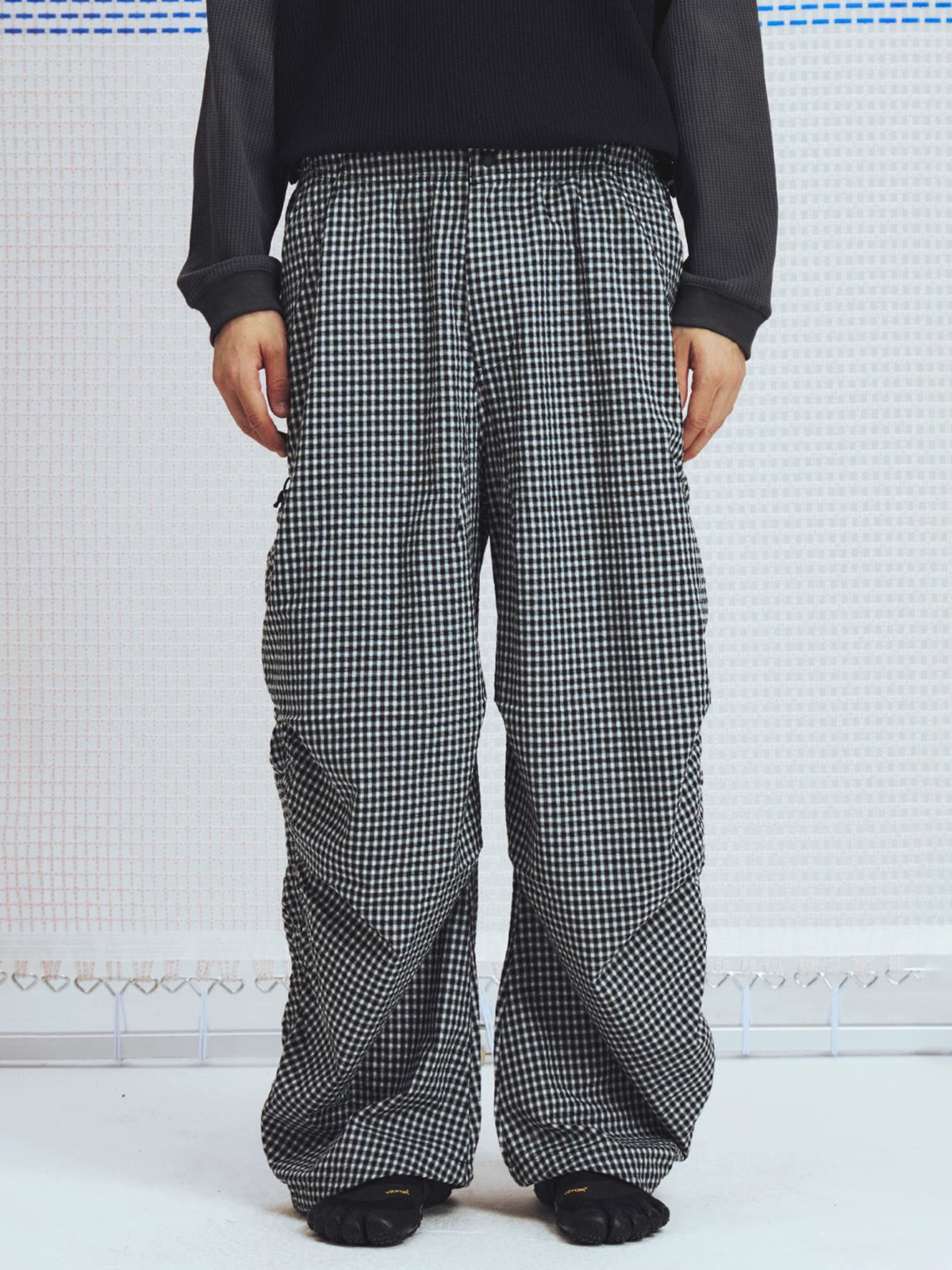 Lace Court Wide-Leg Check Plaid Distressed Pants - Black and White