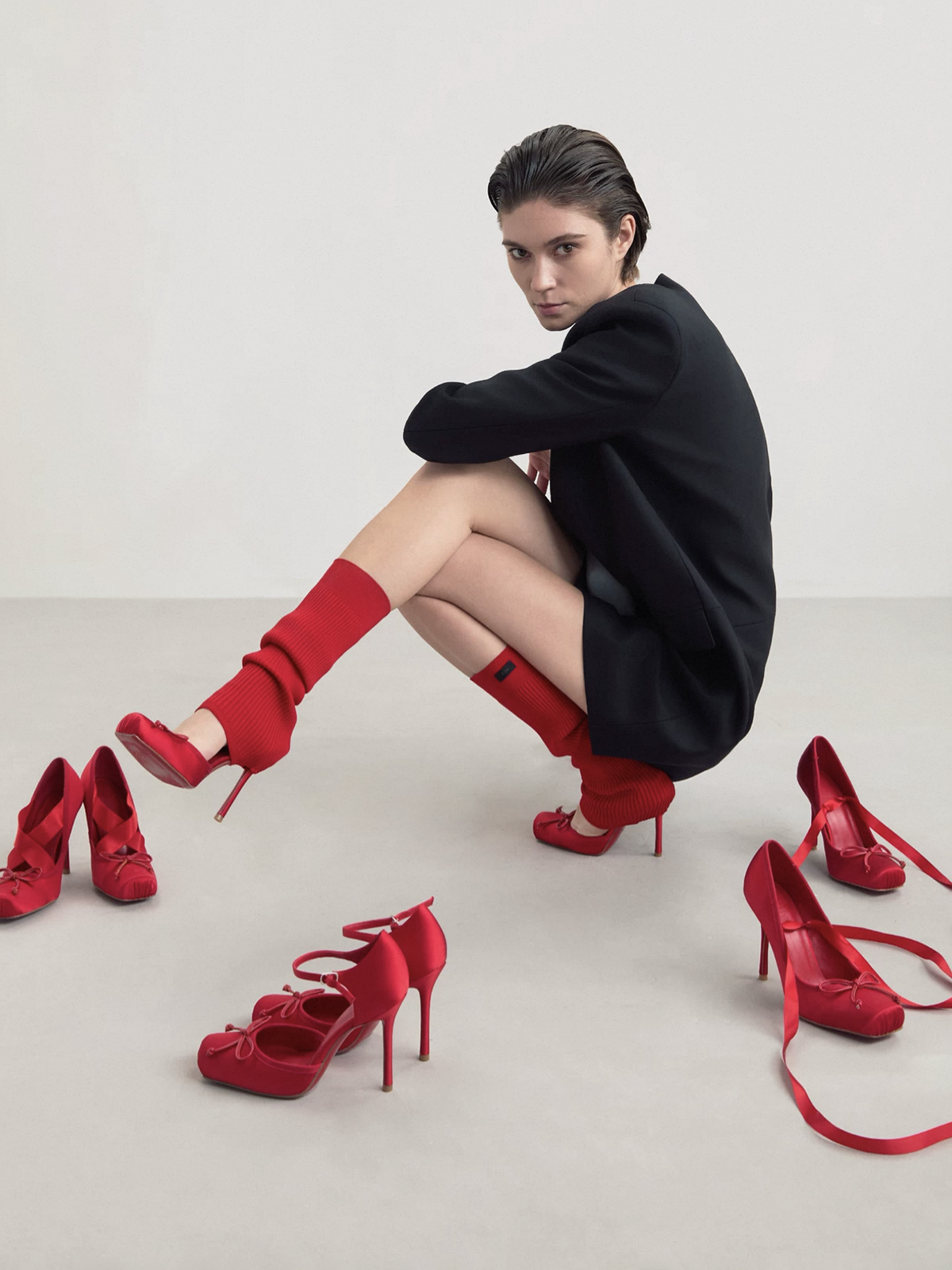 Brick Lane Slouchy Waffle Knit Leg Warmers - Red